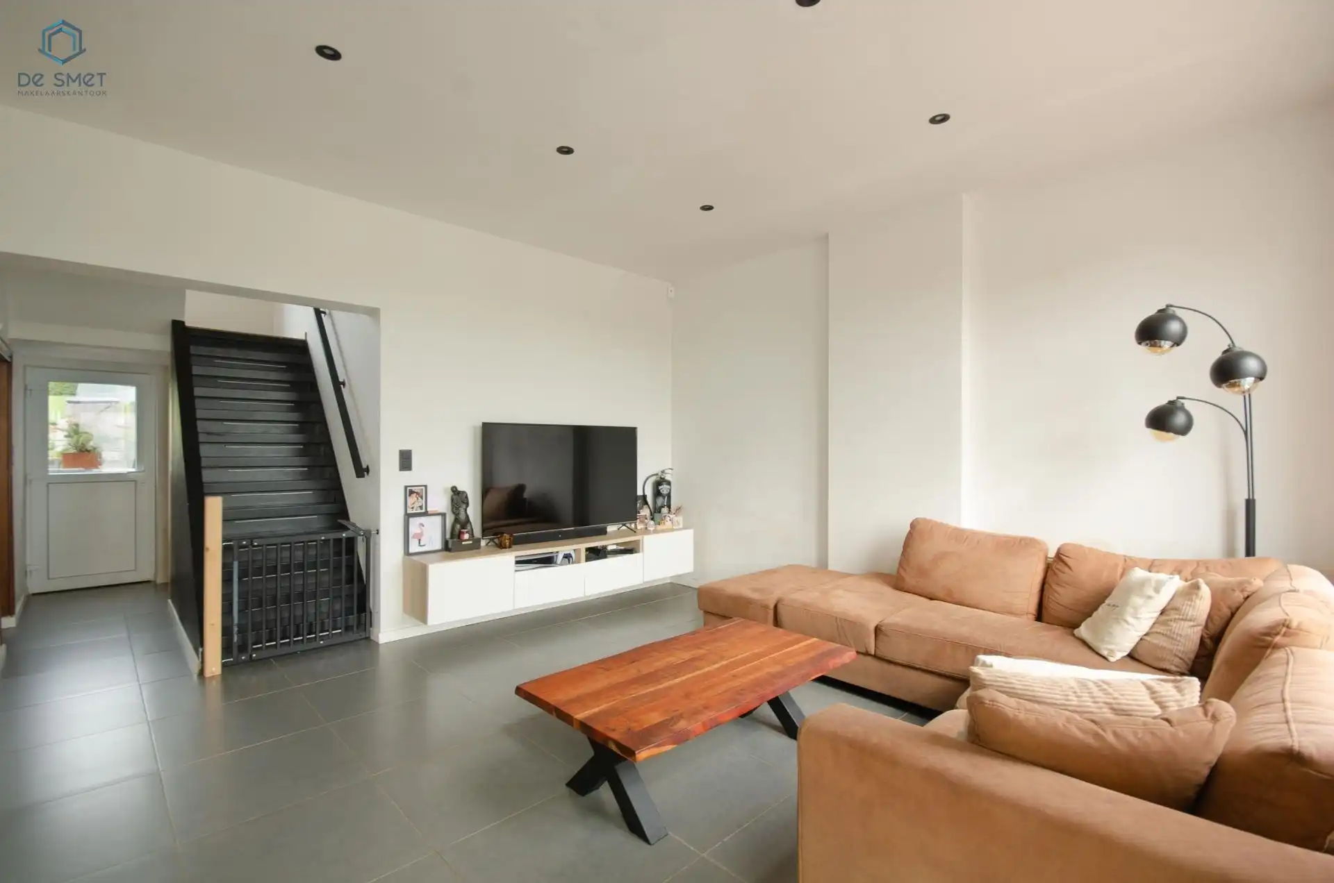 Instapklare woning met 3 slaapkamers, ruime zolder en parking – Brakel foto 2