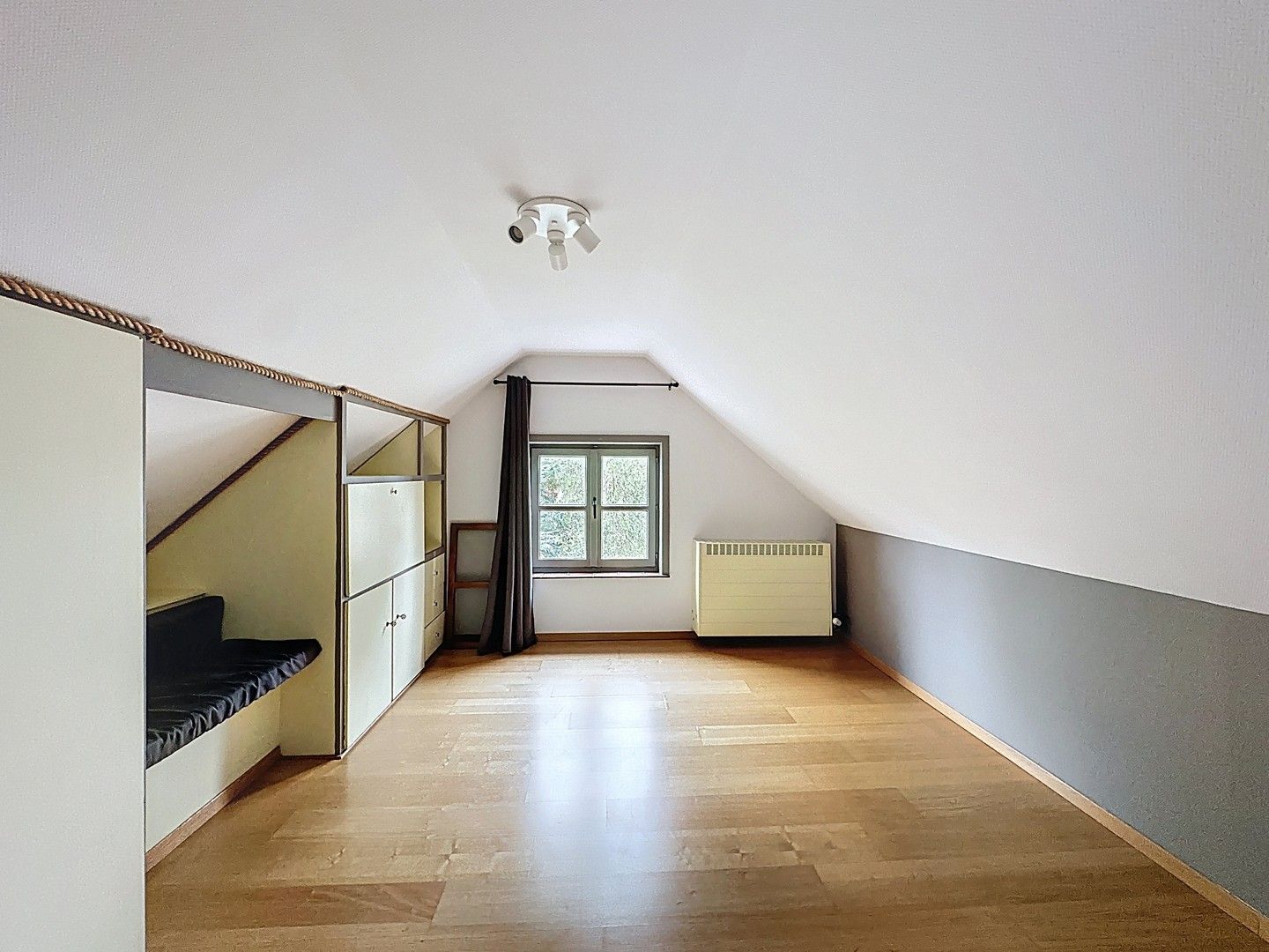 Instapklare villa nabij het bruisende dorp van Koksijde. foto 9