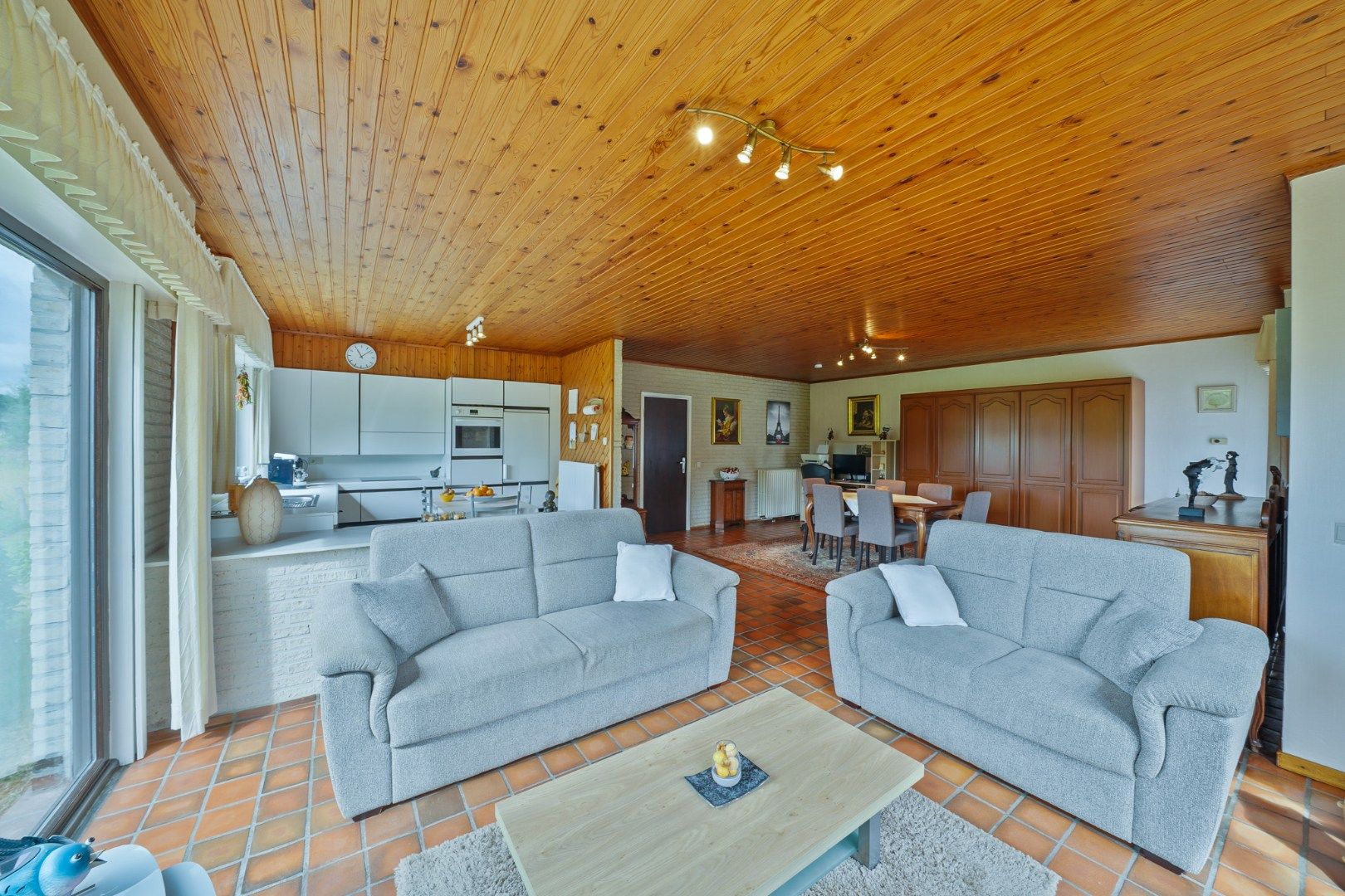 Perfect onderhouden bungalow met 3 slaapkamers op zonnig perceel in Roksem! foto 12
