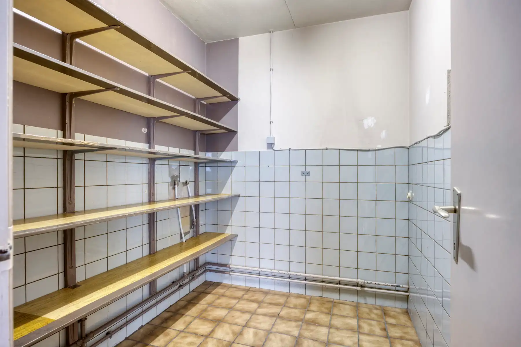 Woning met renovatiepotentieel in het centrum van Hechtel! foto 10