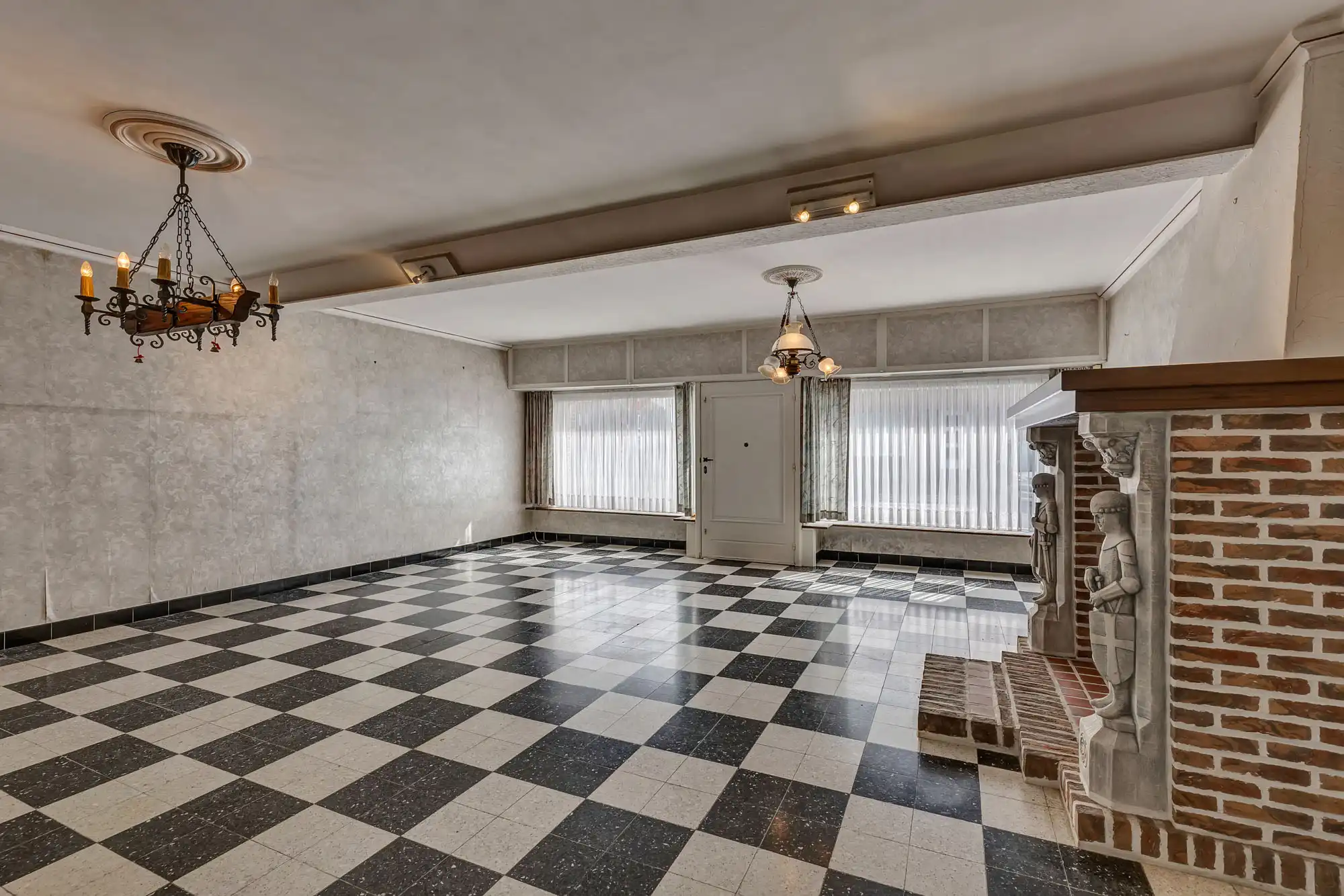 Handelspand met woonst te koop centraal te Galmaarden foto 9