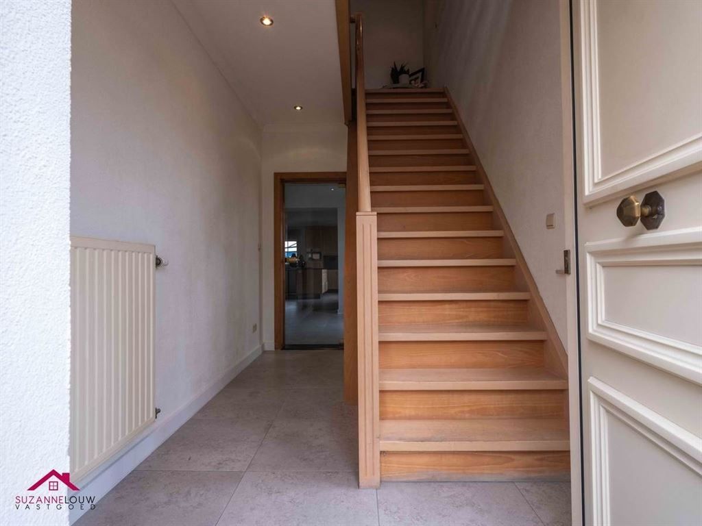 Gerenoveerde vrijstaande woning foto 11