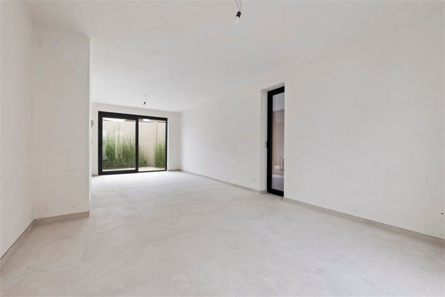 KNAPPE NIEUWBOUWWONING IN HET CENTRUM VAN BORGLOON (MOGELIJKHEID AANKOOP 6% BTW) foto 15