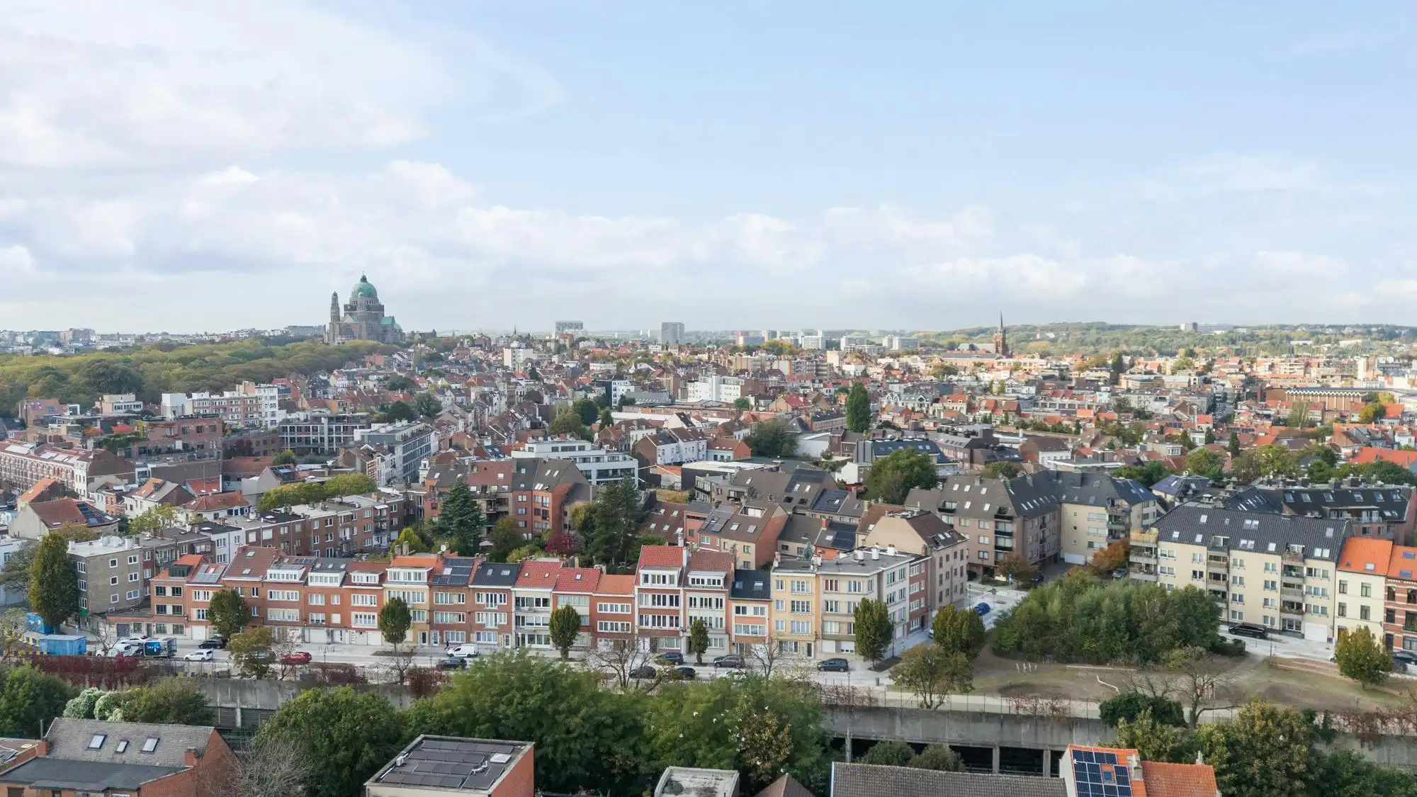 Prachtig en historisch herenhuis met uniek stadszwembad te koop in Molenbeek foto 35
