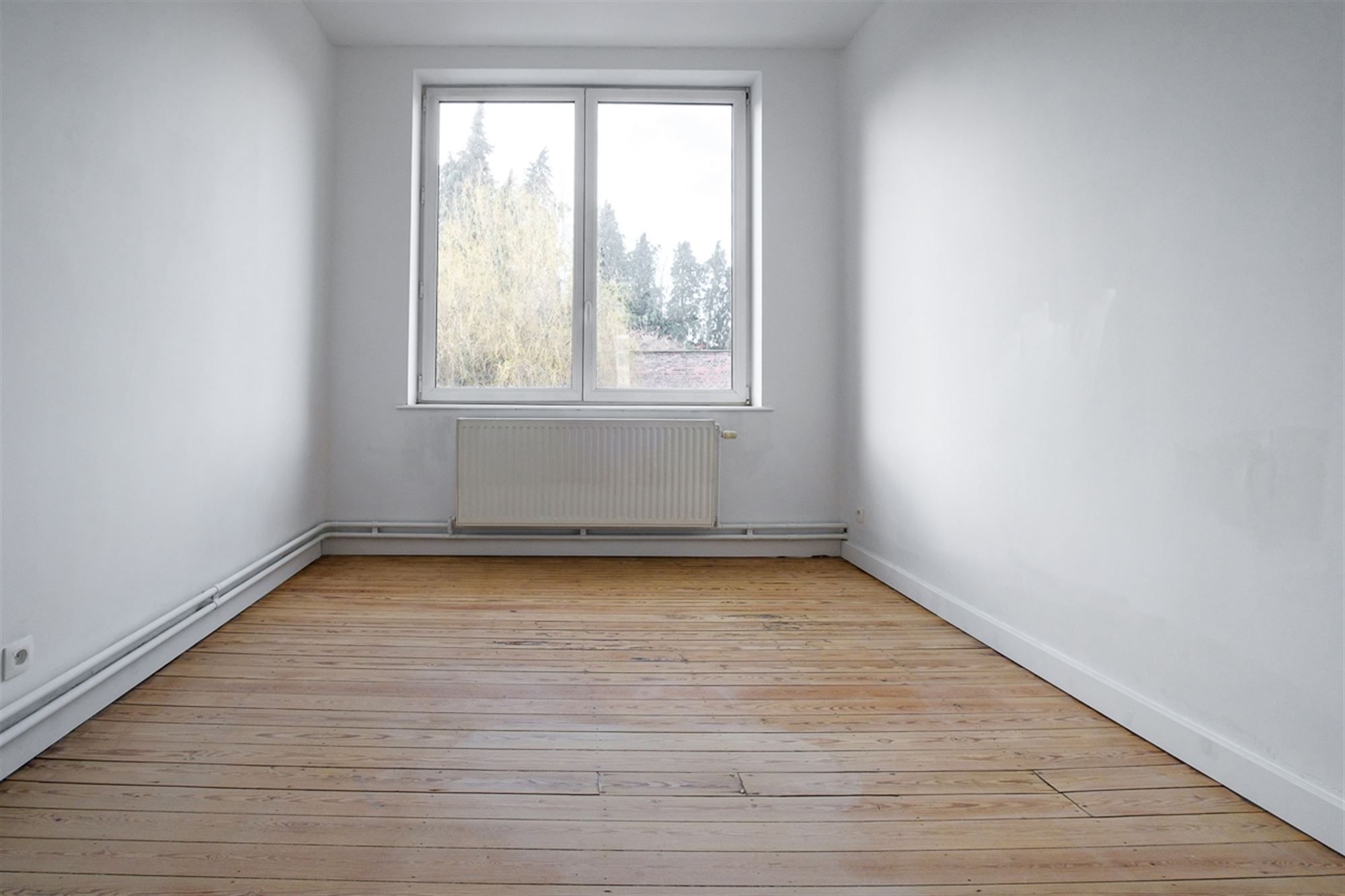 PRACHTIG HERENHUIS TE HUUR MET 4 SLKS IN HET CENTRUM VAN SINT-TRUIDEN  foto 17