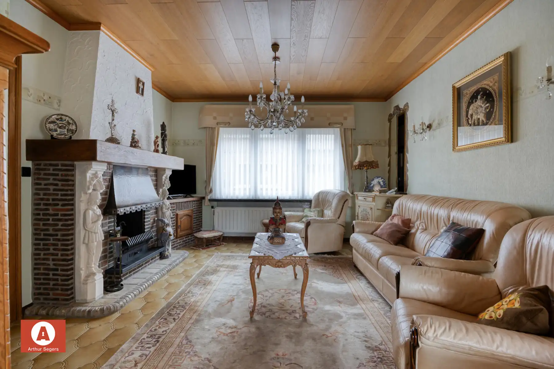 Solide te renoveren woning nabij het centrum van Buggenhout foto 4