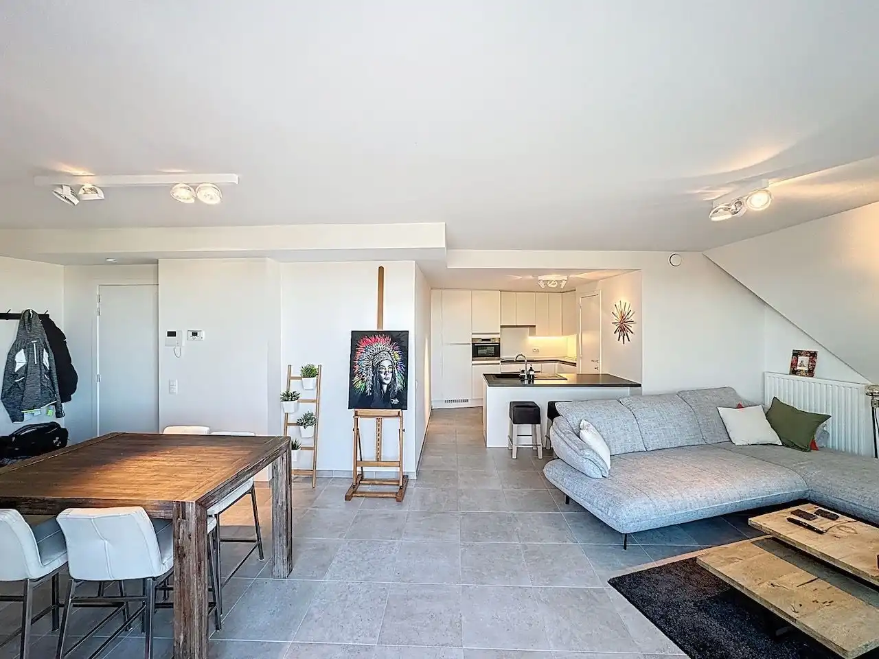 Lichtrijke penthouse met open zicht, degelijke afwerking & A-label foto 2