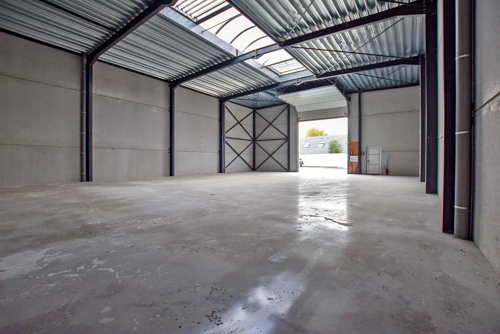 Geïsoleerde nieuwbouwloods 9G (loods 2) (290m²) te huur op een industrie- ambachtzone te Vleteren foto 6