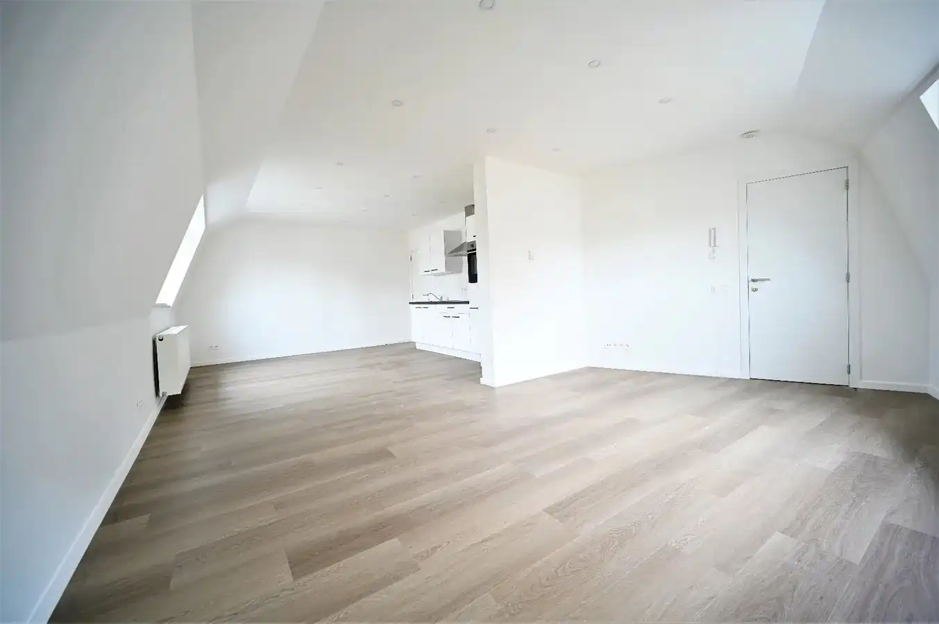 MODERN DAKAPPARTEMENT OP BOOGSCHEUT STRAND EN SHOPPING BLANKENBERGE foto 2