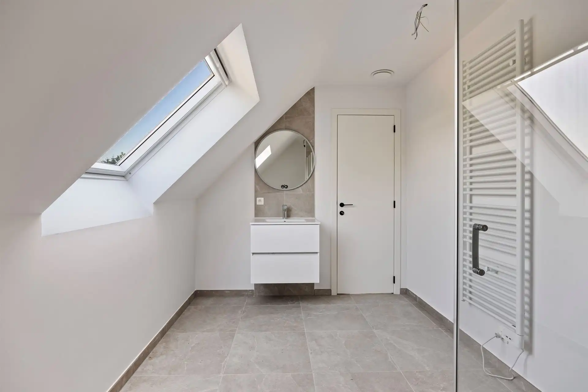 Nieuwbouw woning nabij centrum foto 20