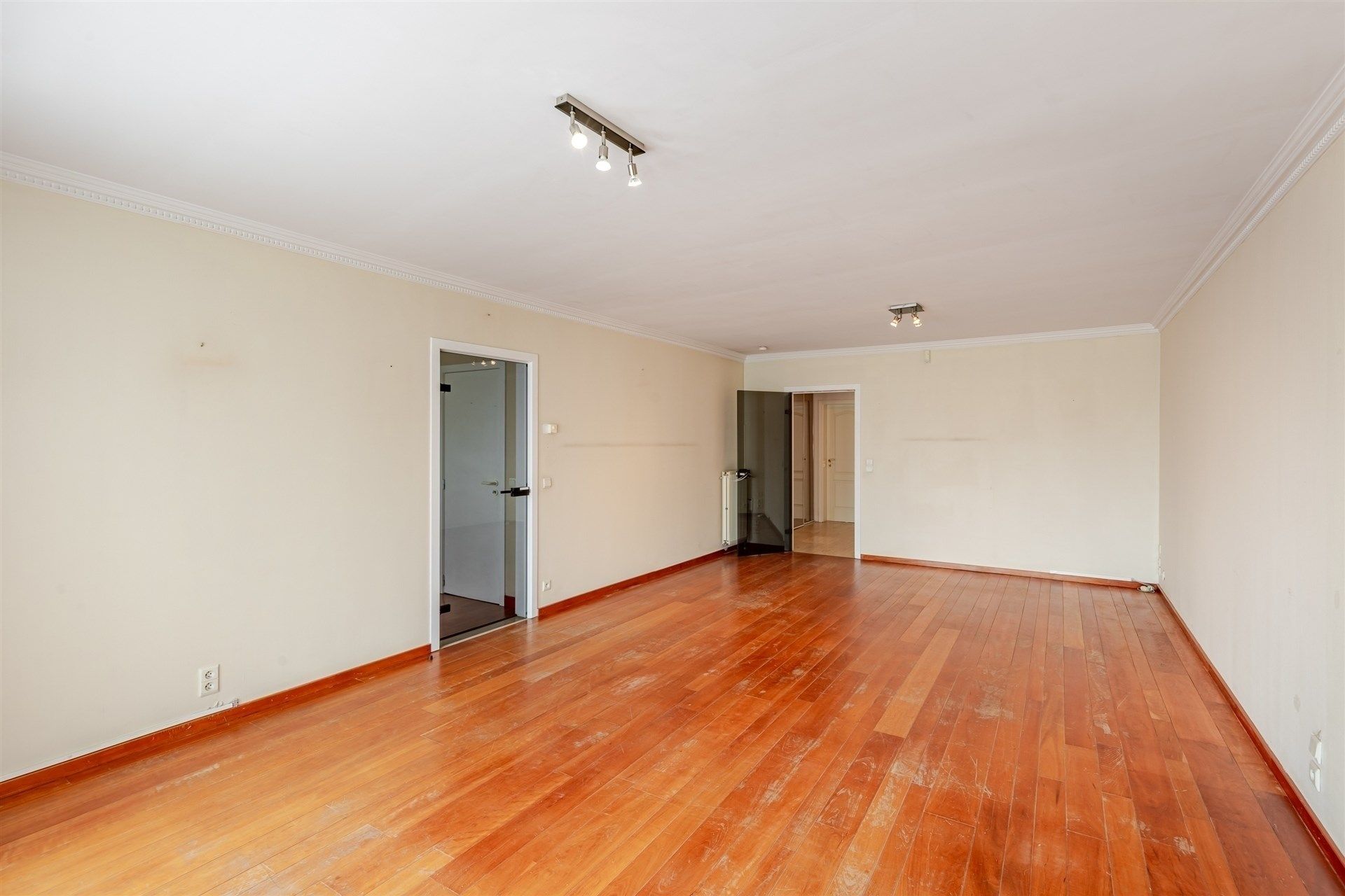 Aangenaam 2 slaapkamer appartement in centrum Wetteren foto 6