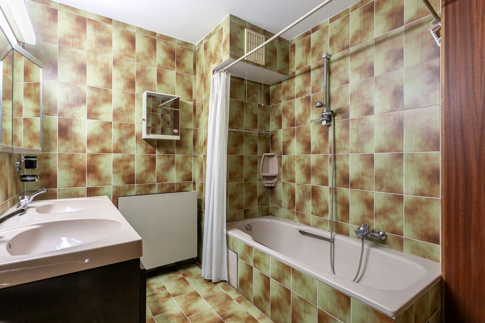 Opbrengsteigendom met twee ruime duplexappartementen  foto 13