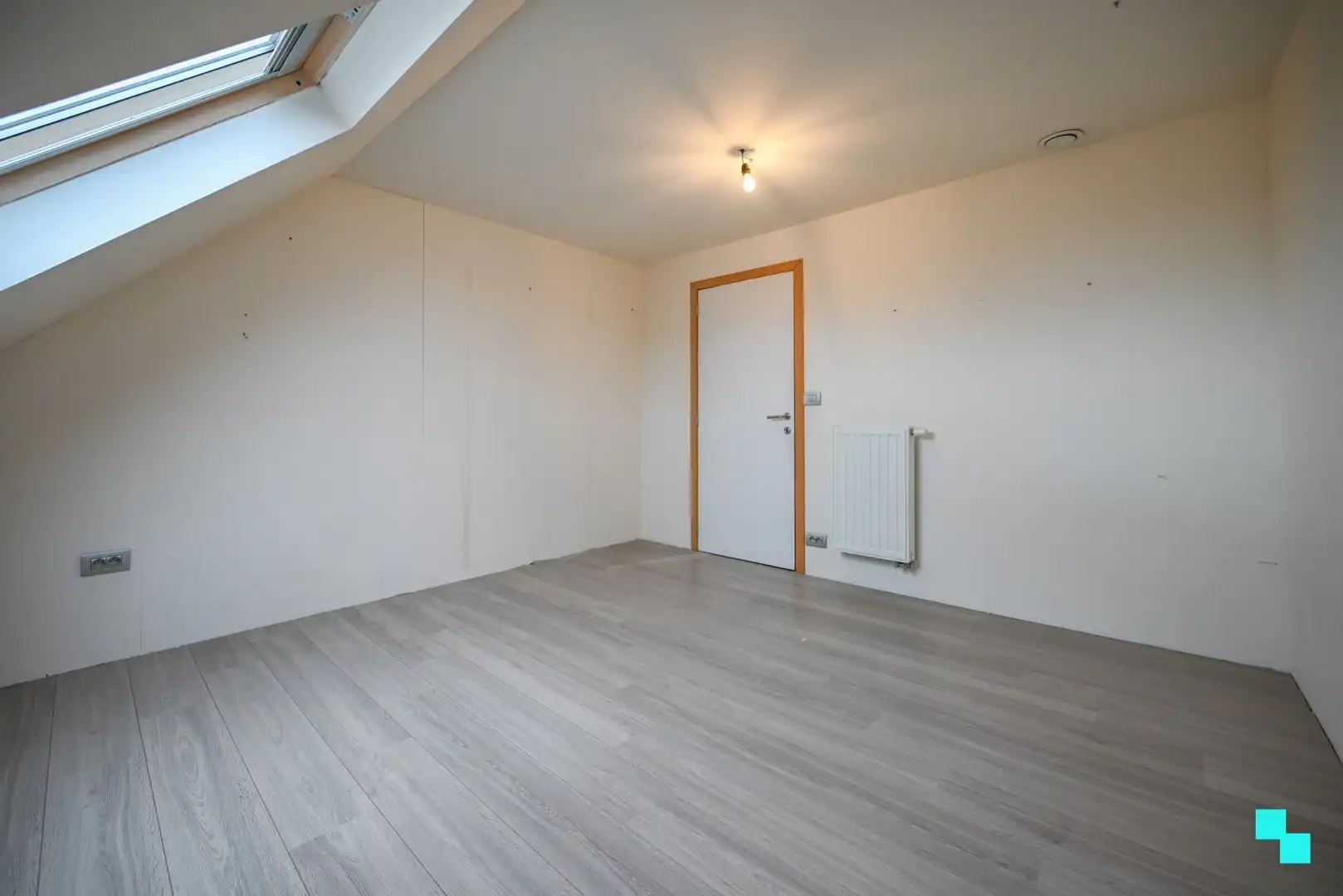 Eéngezinswoning met 2 slaapkamers nabij centrum Izegem foto 25