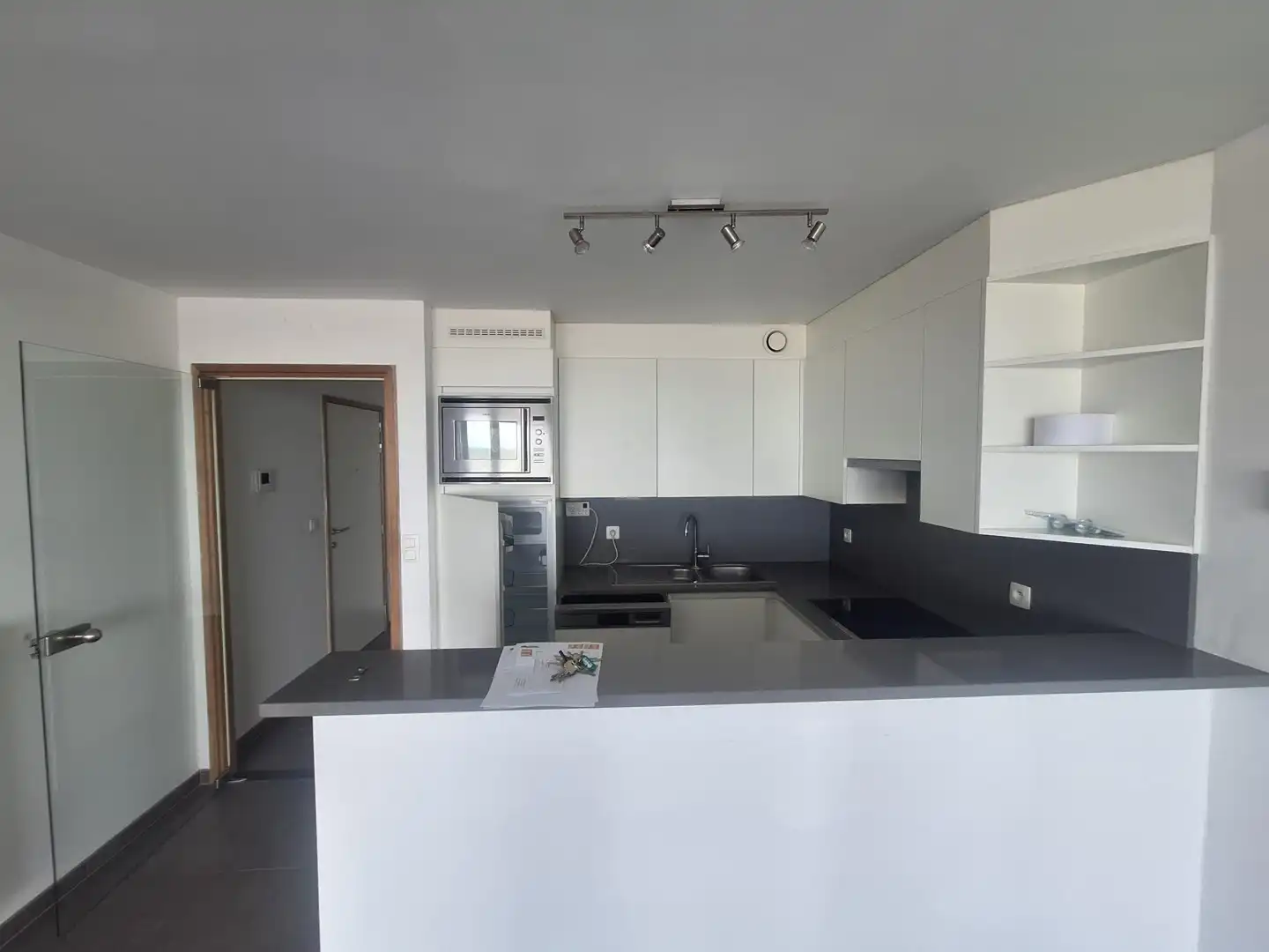 2 slaapkamer appartement met zeezicht foto 4