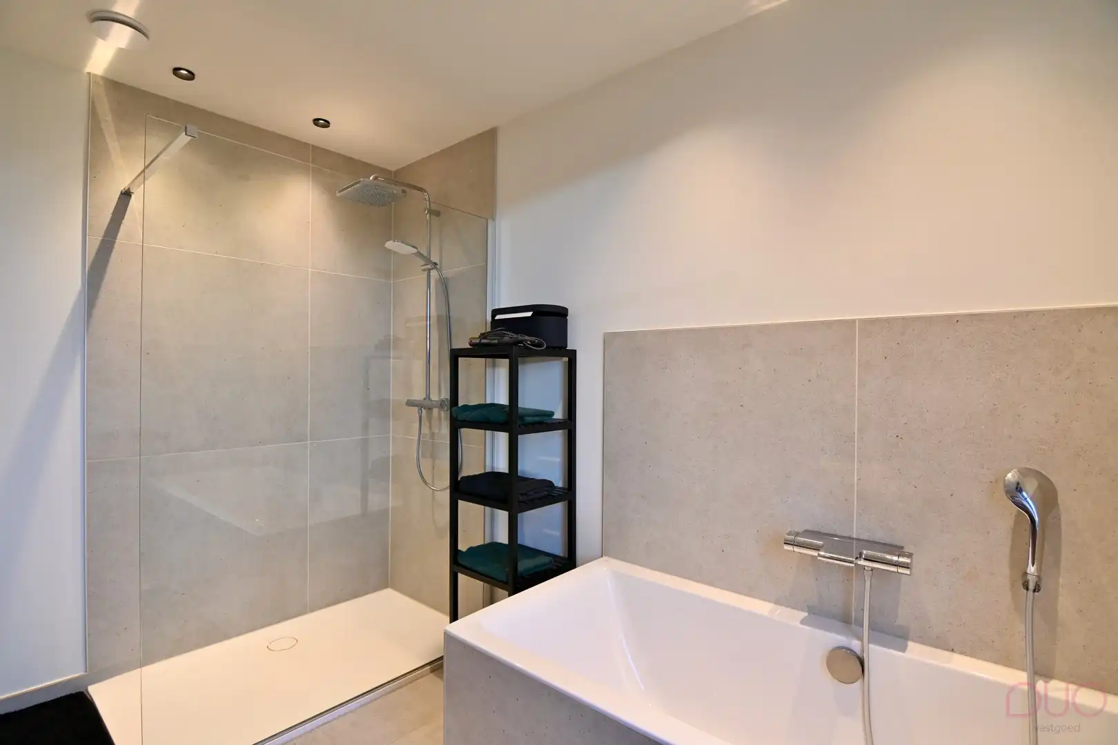 Knappe en zéér recente nieuwbouwwoning (2024) te Kozen onder stelsel van de verkooprechten! foto 18