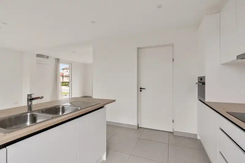 BEN woning met 4 slaapkamers en tuin foto 9