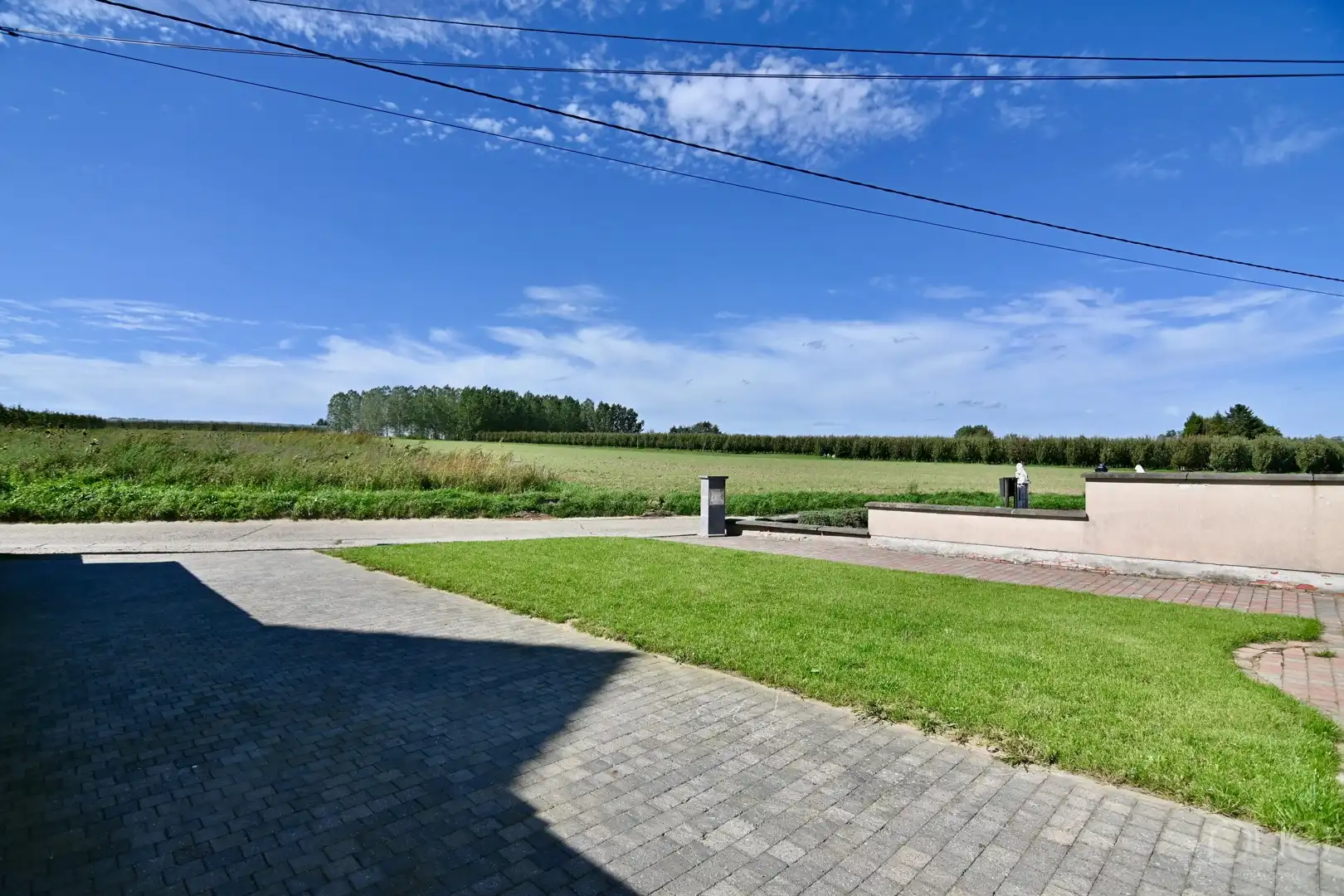 Instapklare woning gelegen in groene omgeving op 19a76ca foto 24