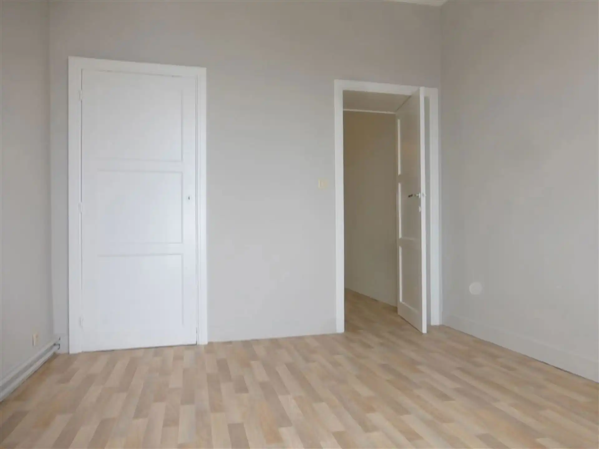 Appartement met 2 slaapkamers - Vlak bij de Beurs foto 6