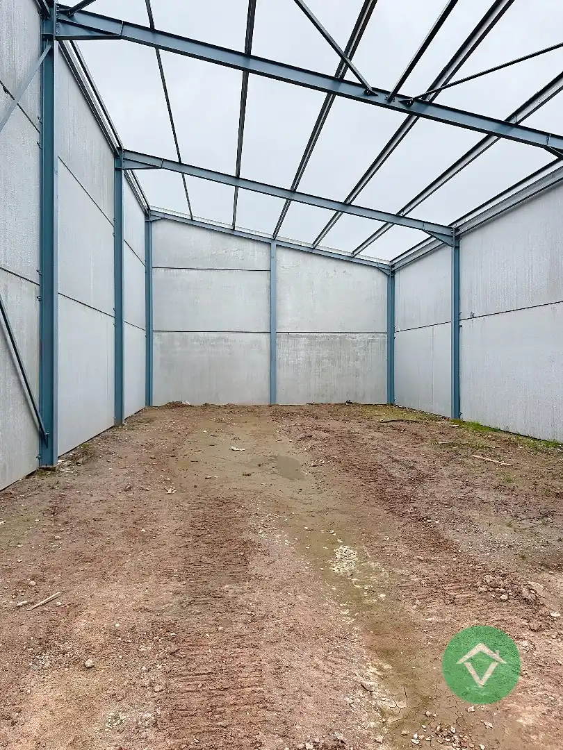 Loods NR A te koop – 180 m² KMO-zone Ardopoort te Roeselare foto 8