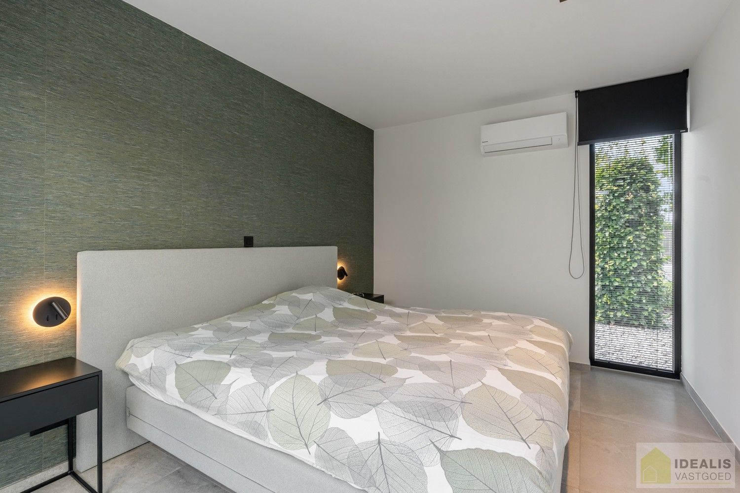 PRACHTIGE, PERFECT ONDERHOUDEN EN MODERN OPGETROKKEN WONING MET EEN HEERLIJK LICHTRIJKE WOONKAMER MET OPEN KEUKEN, 3 SLAAPKAMERS, 2 BADKAMERS VOORZIEN VAN ALLE COMFORT foto 20
