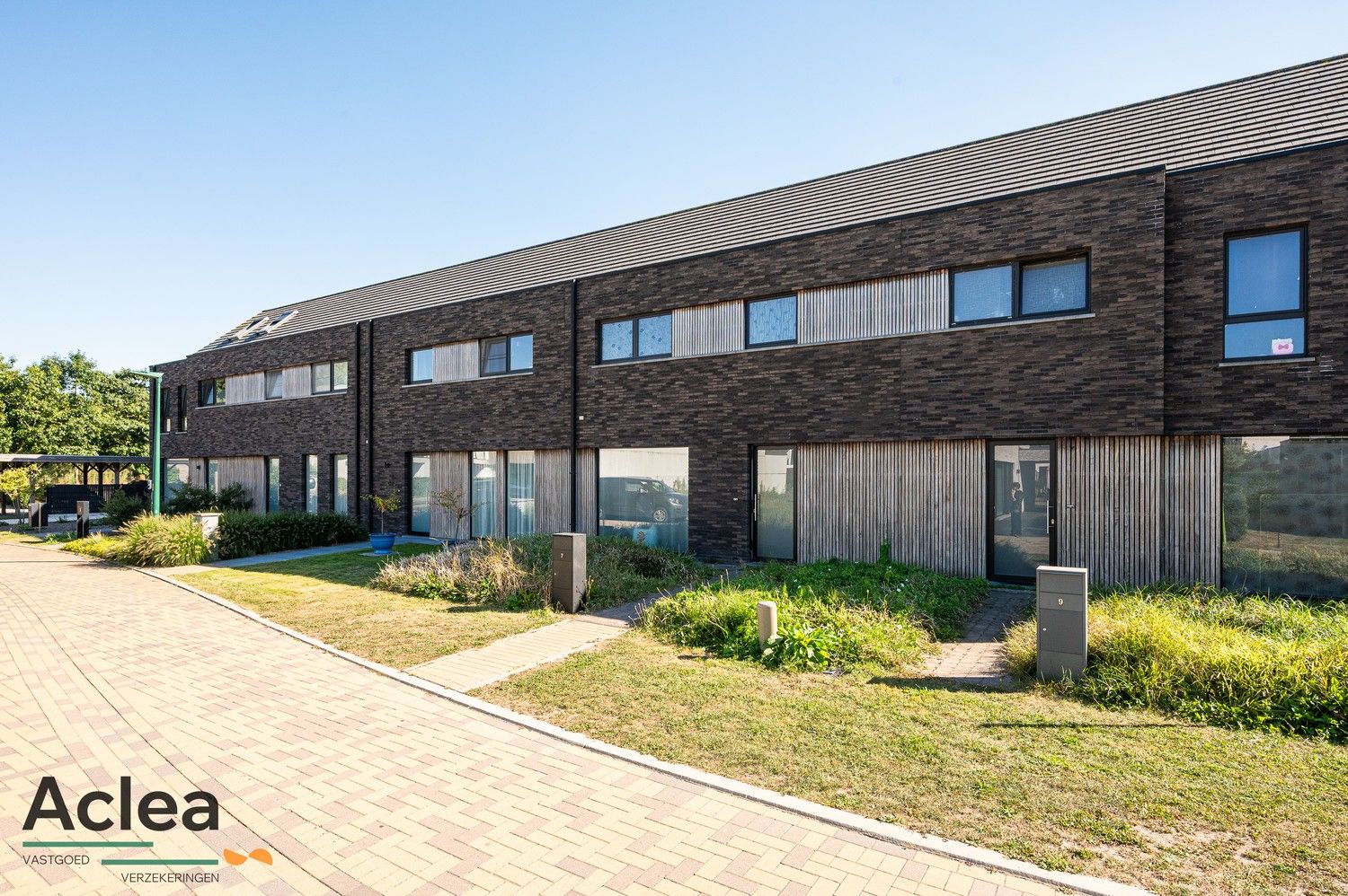 Instapklare BEN-woning in een rustige nieuwe wijk in Eeklo foto {{pictureIndex}}