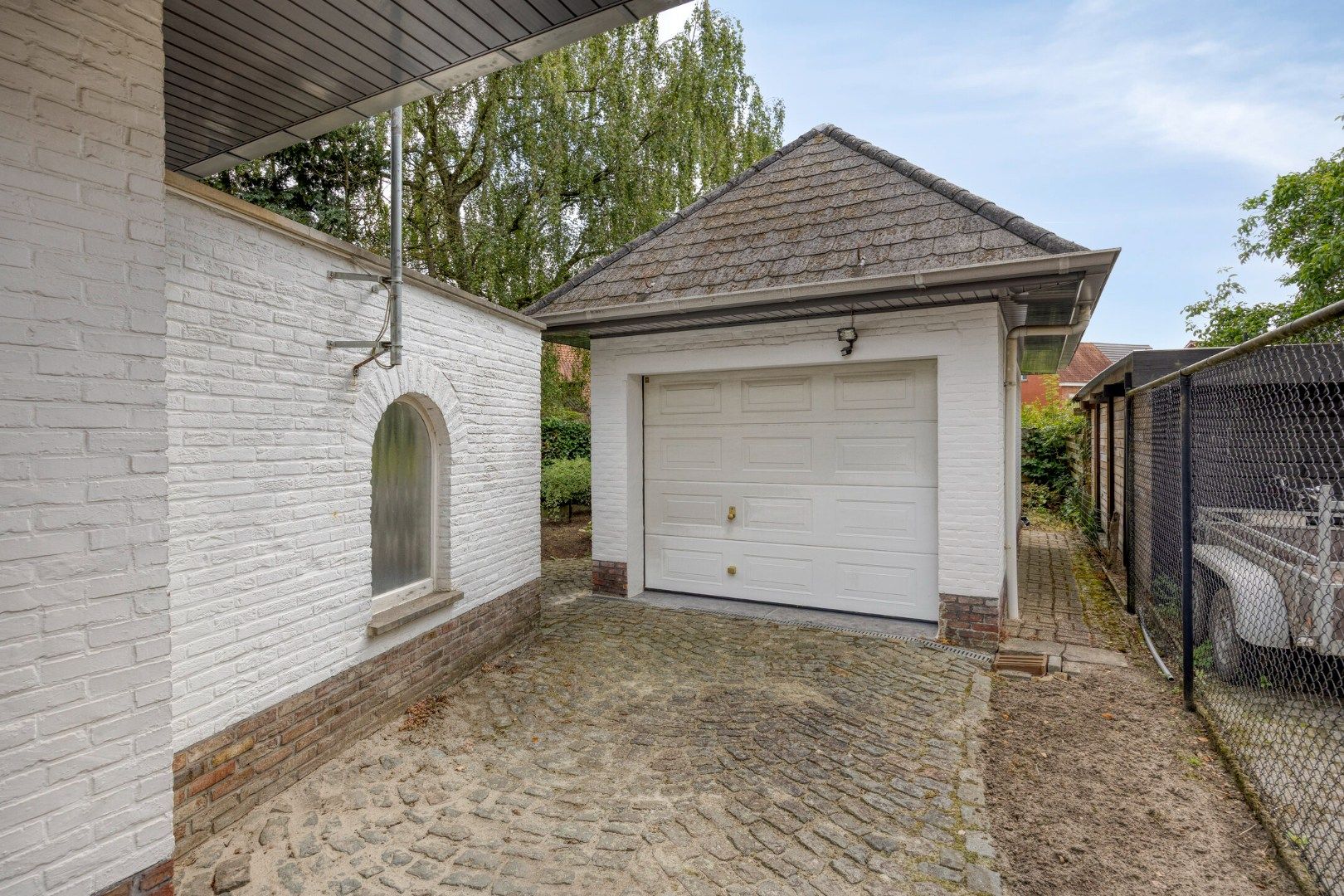 Te renoveren woning met 4 ruime slpks en praktijkruimte op 493 m² te St.-Jozef-Olen ! foto 29