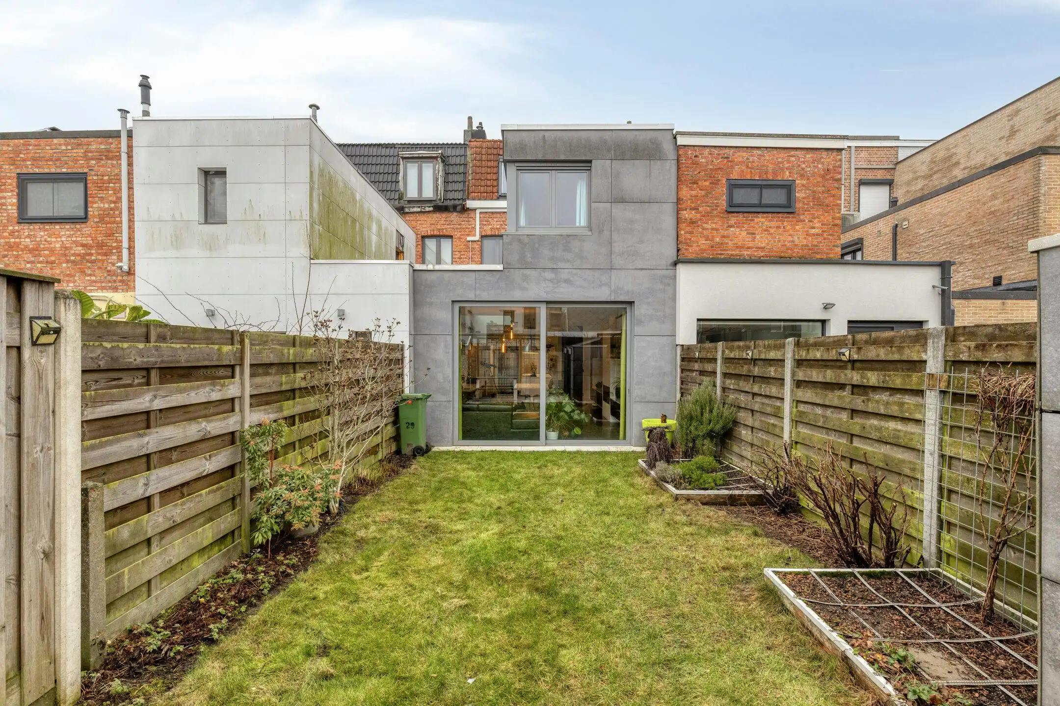 Prachtig huis met 4 slaapkamers en tuin te koop in Wilrijk foto 10