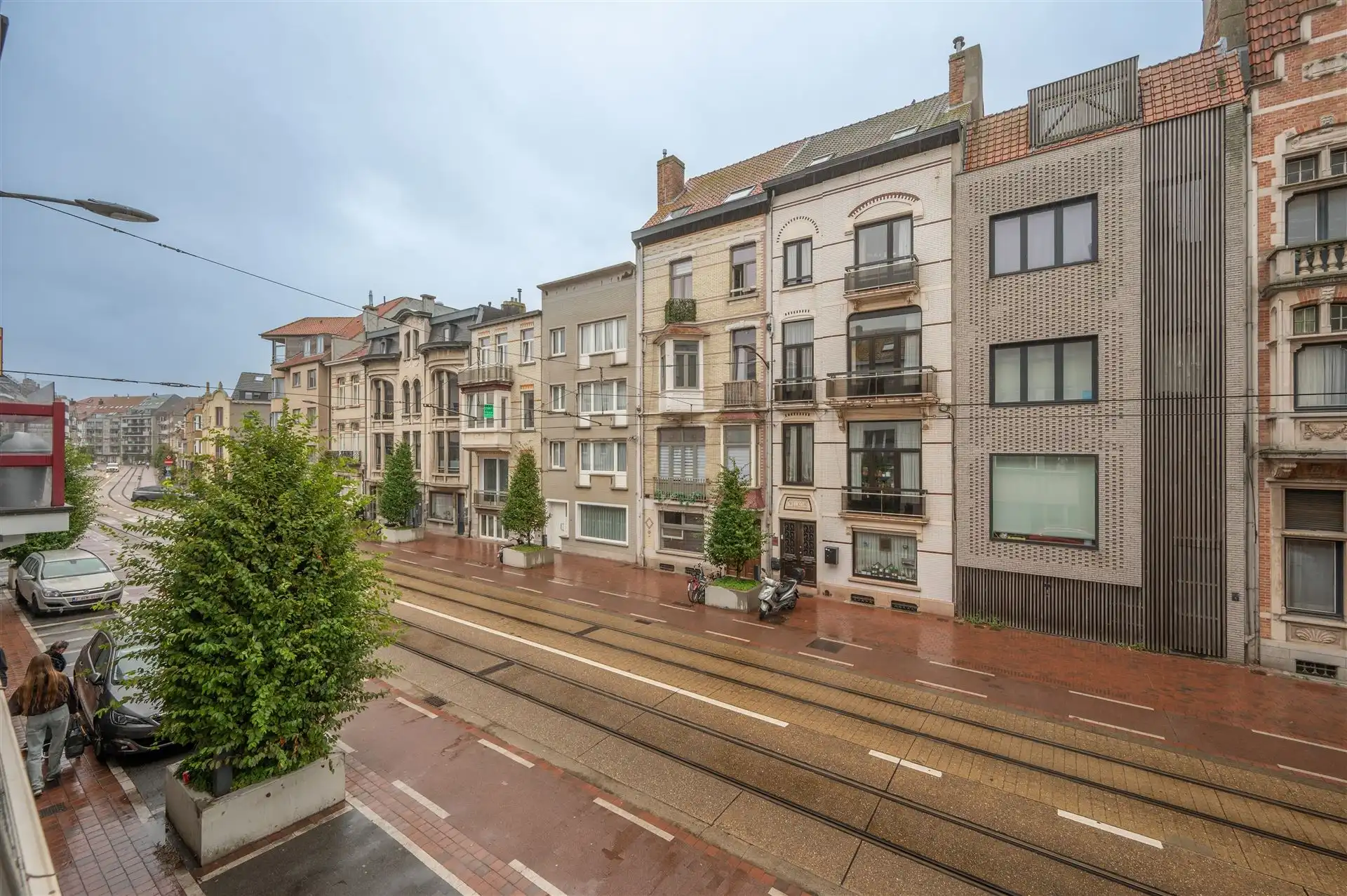 Centraal gelegen 2 slaapkamerappartement te huur foto 15