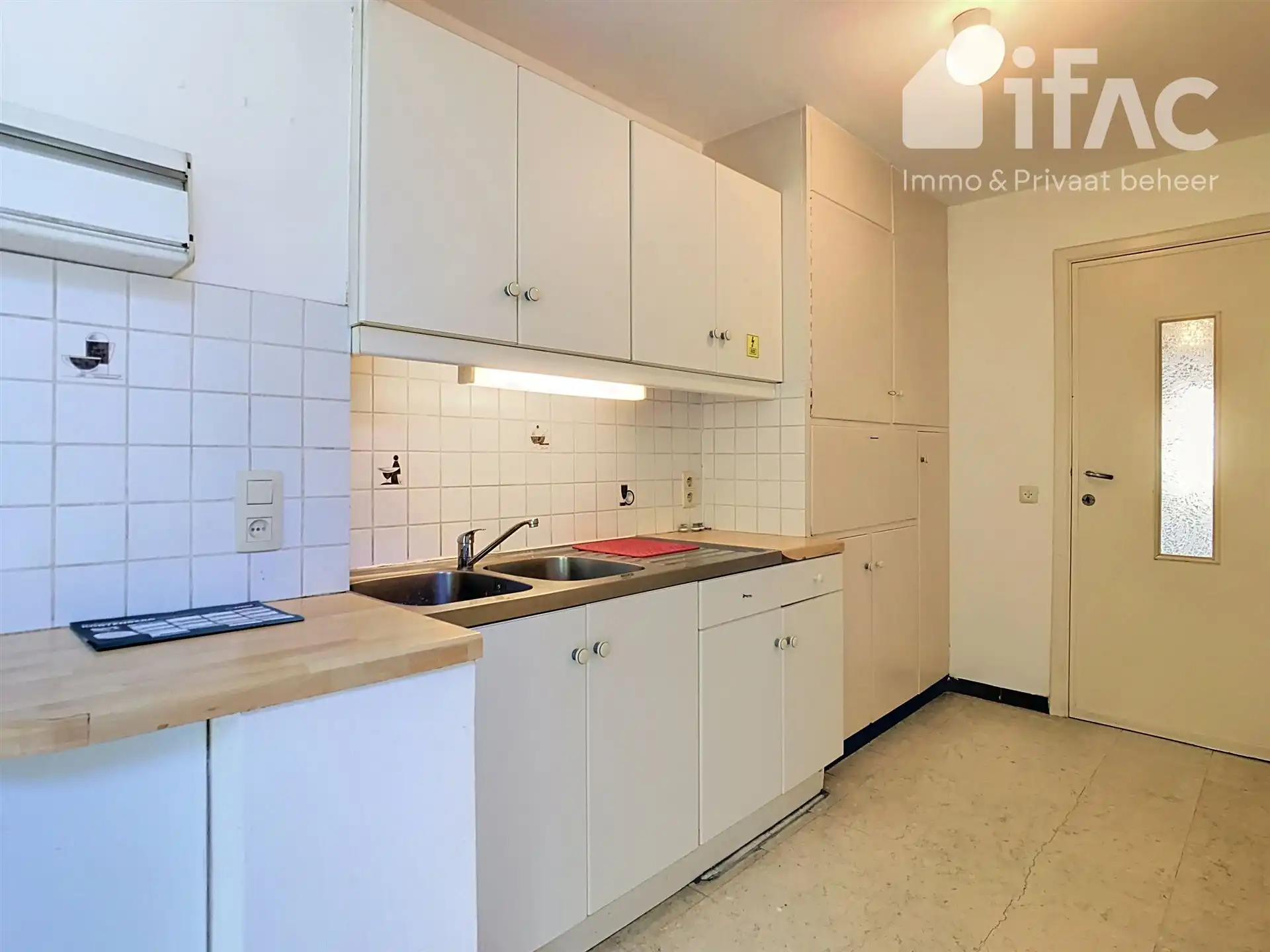 Huis met 6 slaapkamers en tuin foto 4