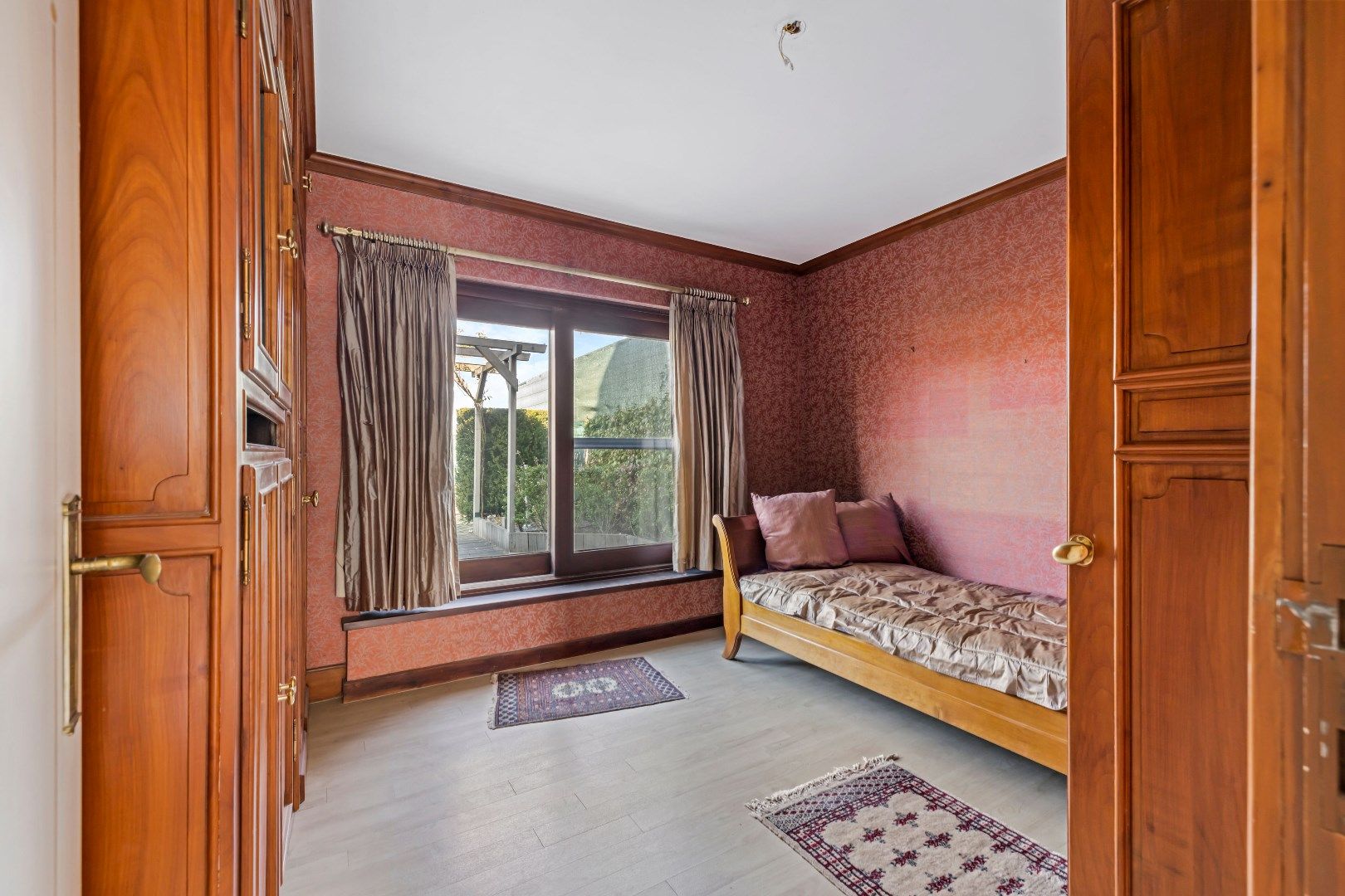 Residentiële, karaktervolle 5-slpk burgerwoning met dubbele garage foto 18