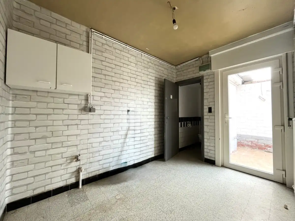 Moorslede – Halfopen gezinswoning met 4 slaapkamers en garage foto 6