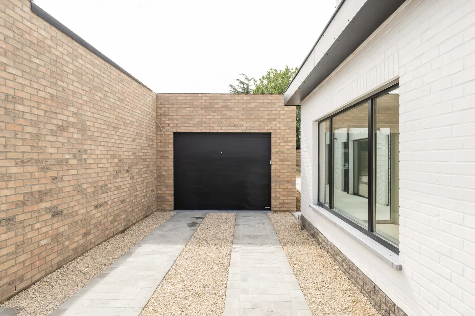 Prachtige tot in de puntjes gerenoveerde halfopen bebouwing met 3 slaapkamers, aparte garage en zuidgerichte tuin te koop in het hartje van Sint-Baafs-Vijve foto 25