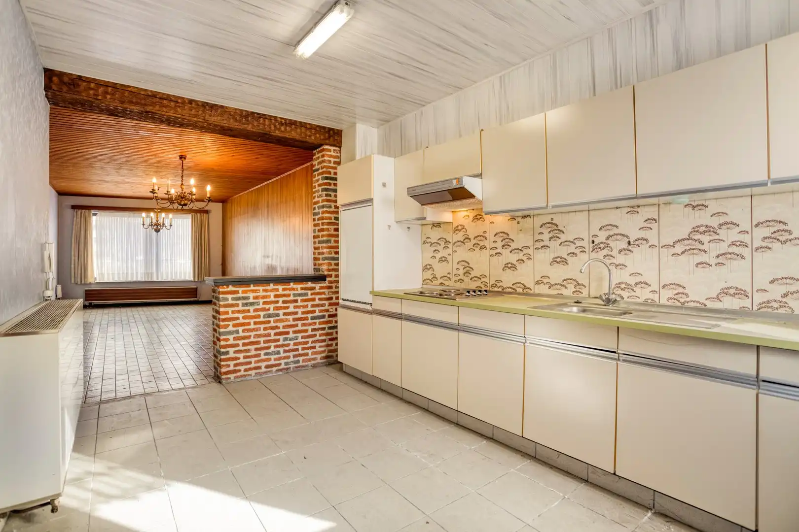 Te verbouwen opbrengsteigendom met twee vergunde appartement foto 7