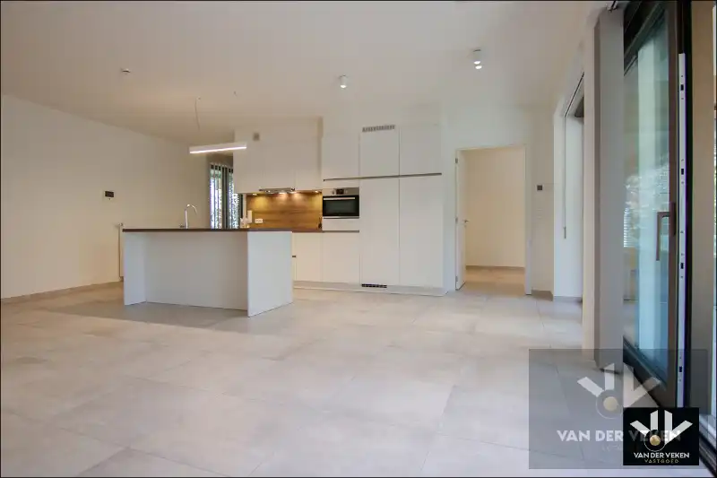 SERVICEFLAT 2 SLPK 2 BADK PAL IN CENTRUM HASSELT foto 5