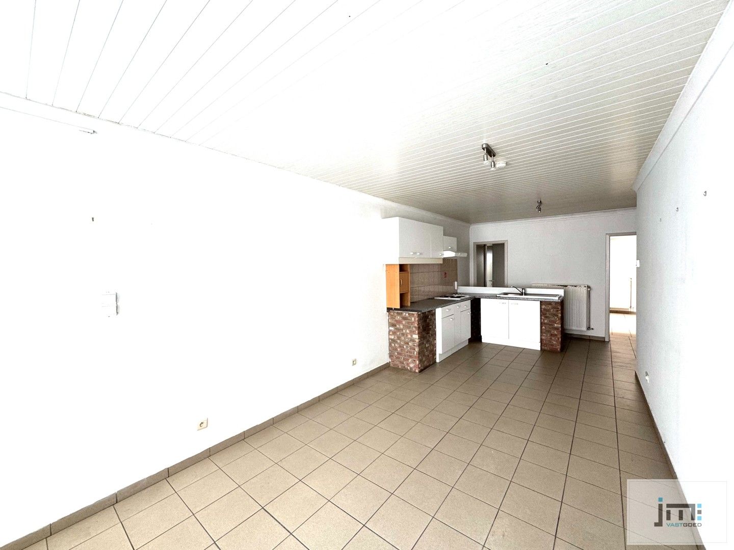 Investeringspand met twee appartementen – Topligging aan het Europaplein in Sint-Truiden foto 8