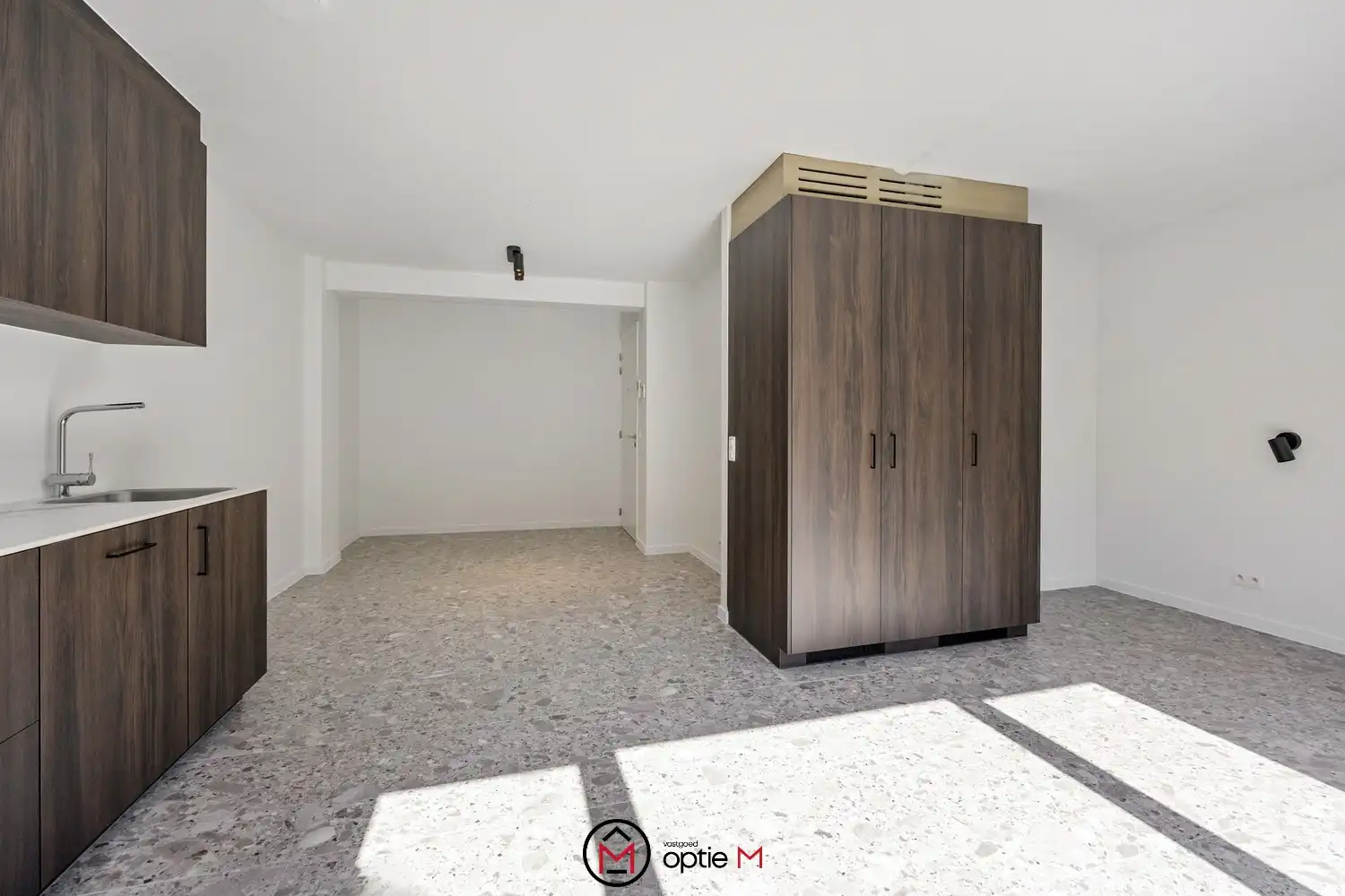 Wonen in het hart van Hasselt – slimme, complete studio foto 4
