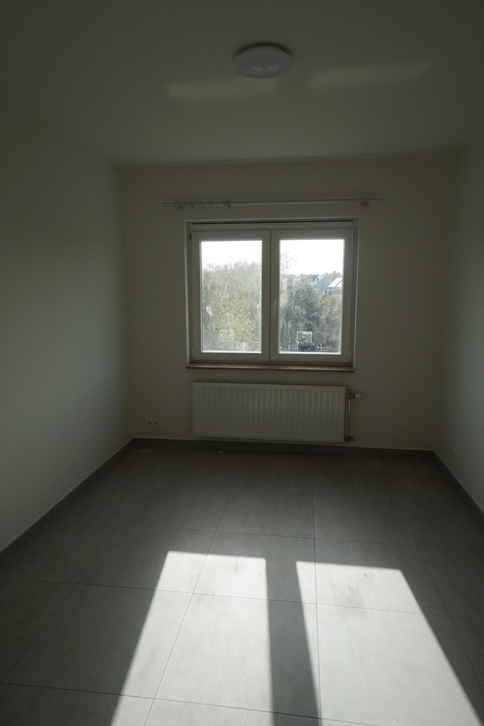Woning met 3 slaapkamers + ruime garage foto 18