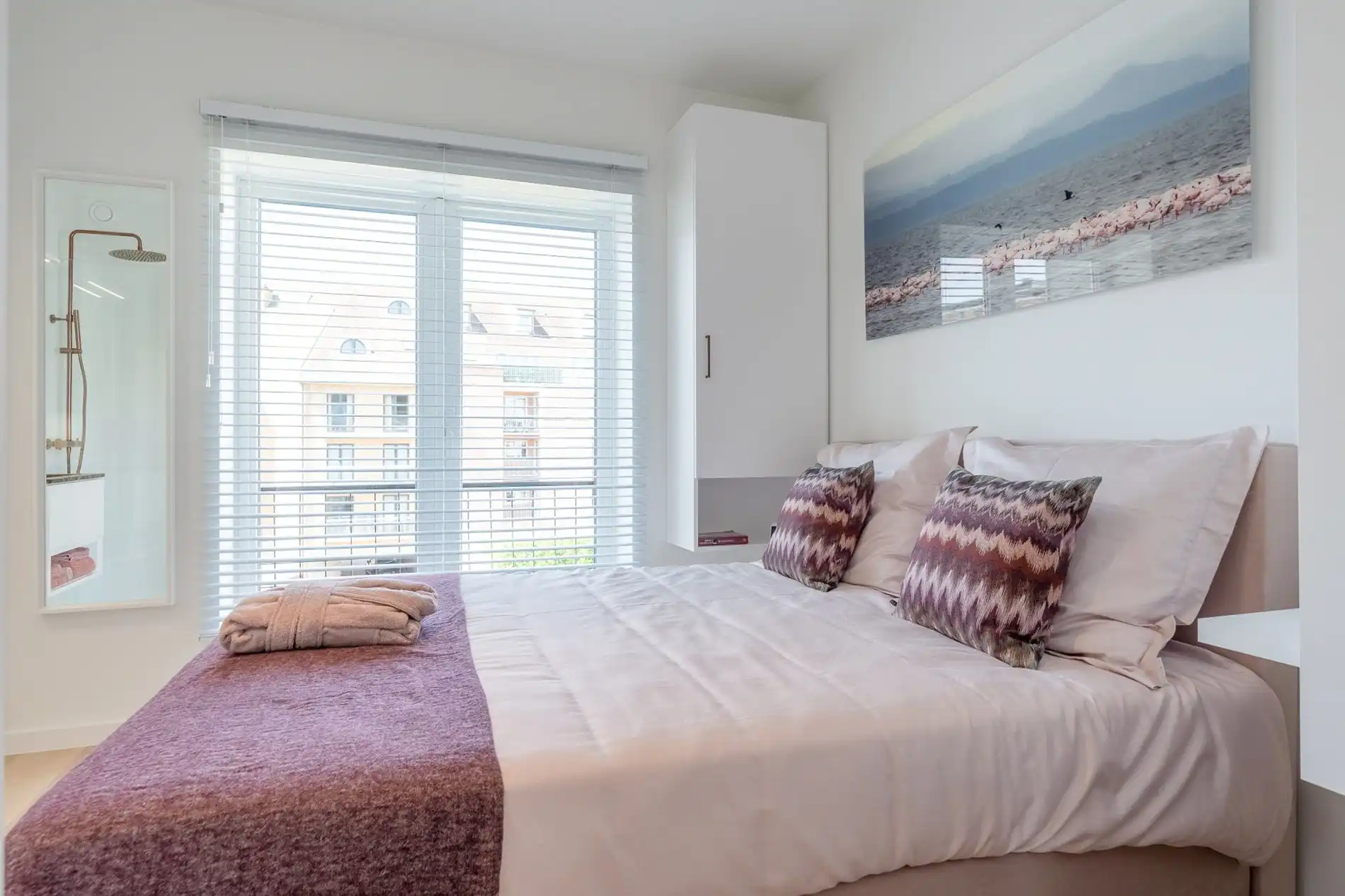 Rustig gelegen volledig gerenoveerd appartement met een open zicht over de villa's. foto 28