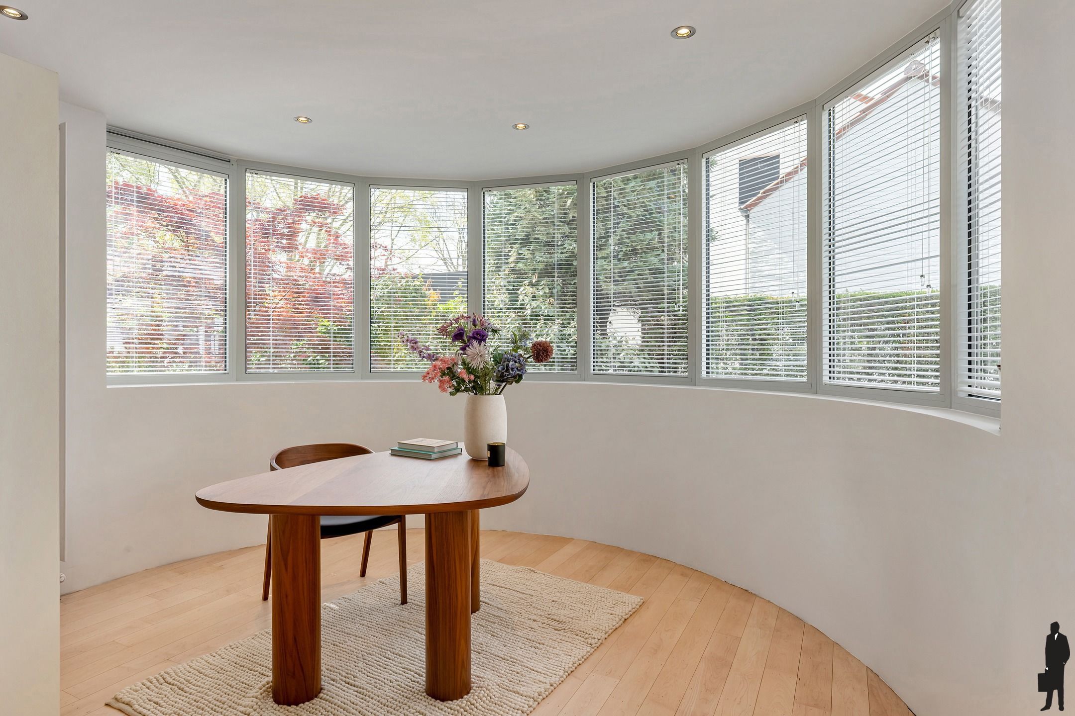 Instapklare architecturale villa op ca. 932m² grond foto 7
