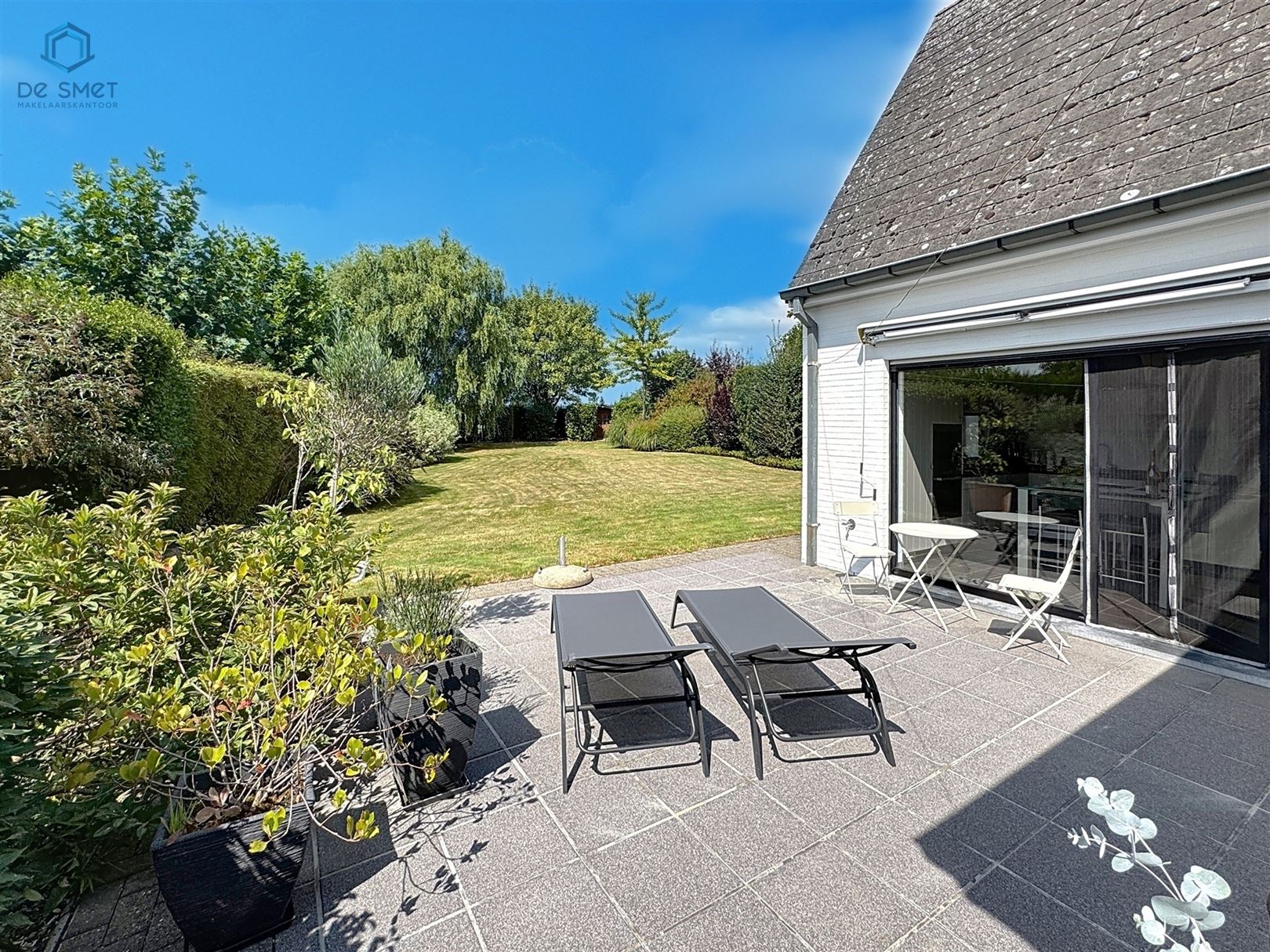 INSTAPKLARE WONING MET 4 SLKS OP EEN BOOGSCHEUT VAN CENTRUM ZOTTEGEM foto 4
