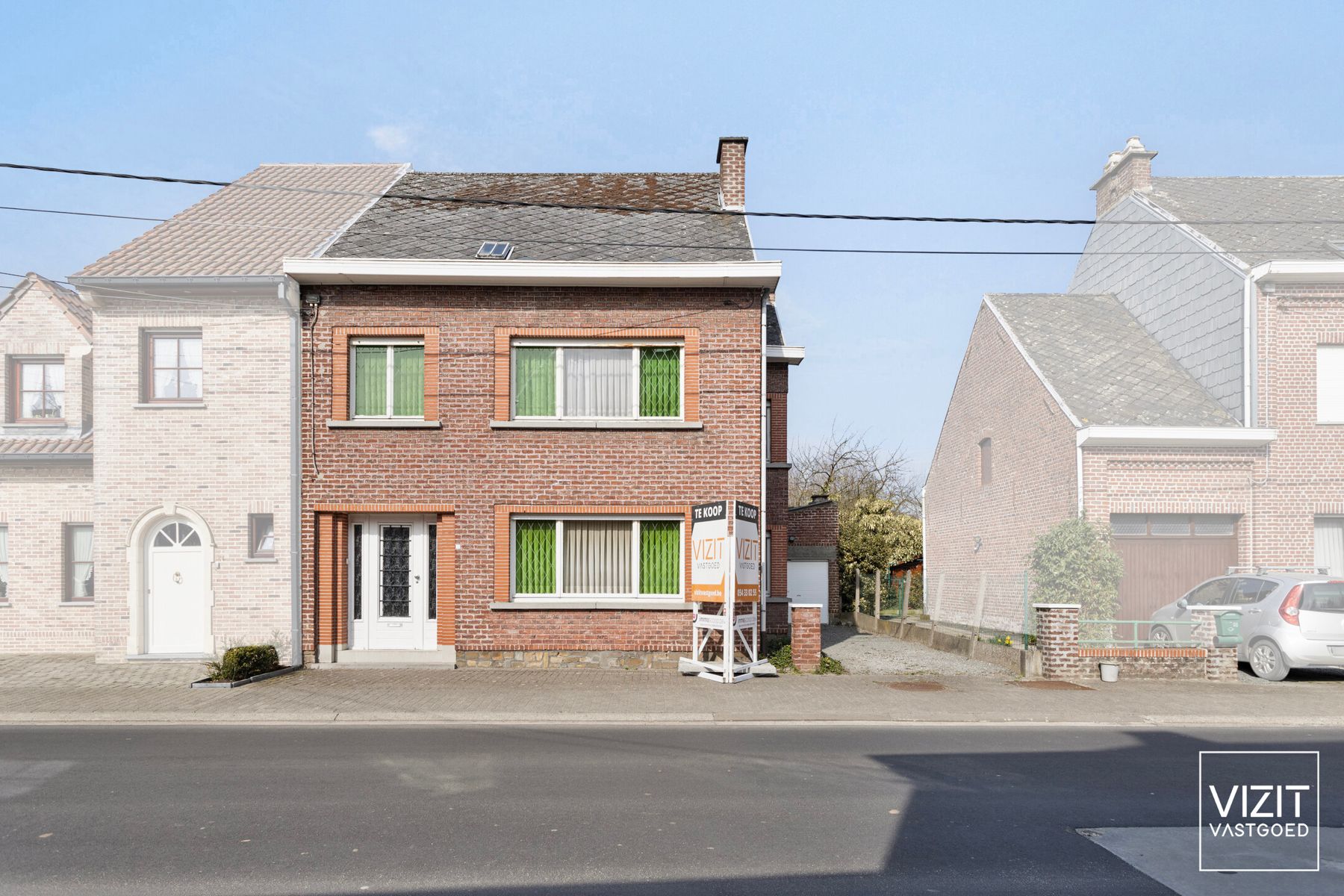 Hoofdfoto van de publicatie: Te renoveren woning met potentieel in Denderhoutem