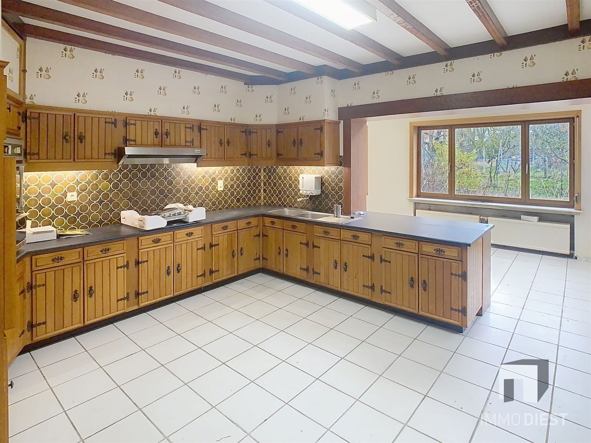 Landhuis met karakter en ruimte (min. 4 slpks) foto 10