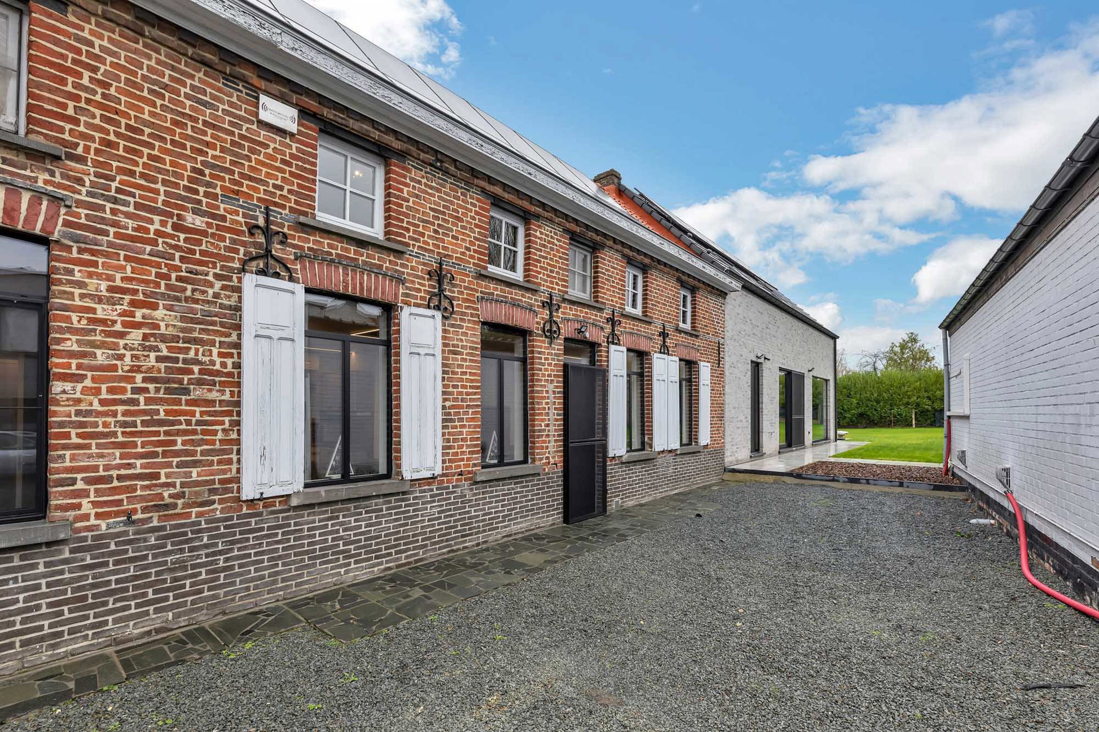 Unieke instapklare (kangoeroe)woning met praktijkruimte foto 27