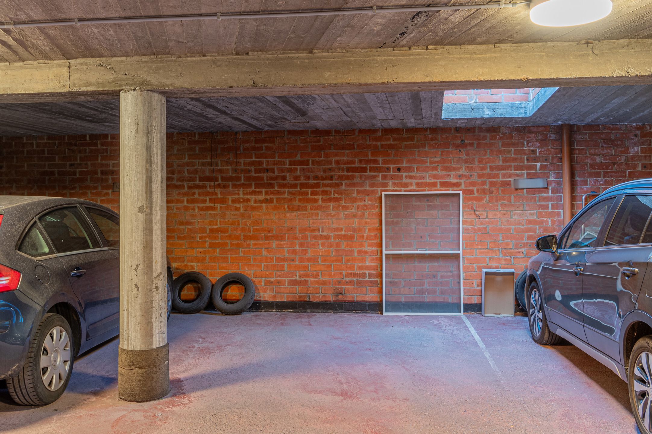 Ruim en lichtrijk 2slpk app in hartje Mechelen foto 14