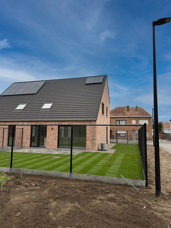 Volledig afgewerkte woning met 3 slaapkamers in Waardamme foto 3