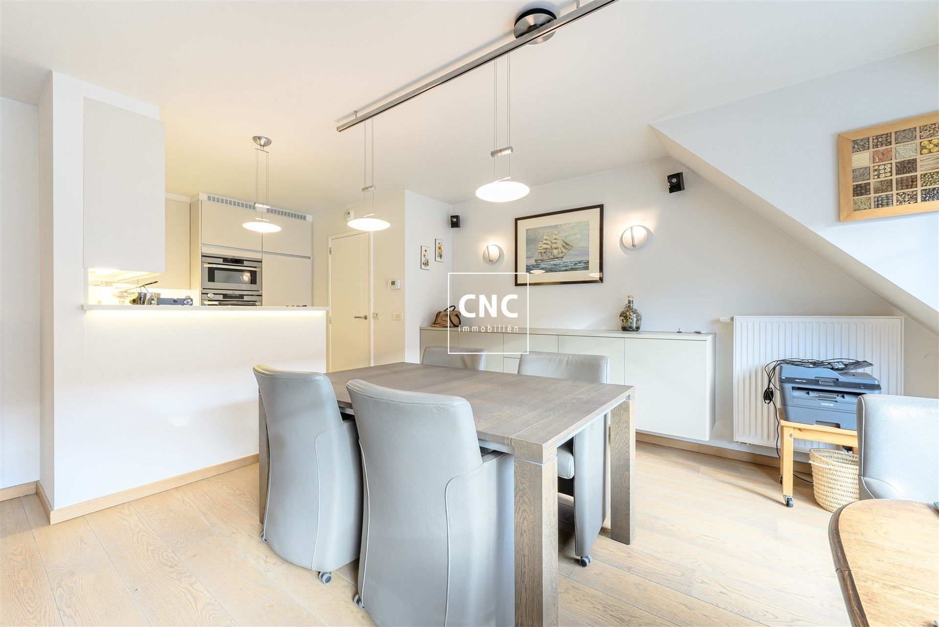 Lichtrijke duplex met twee terrassen in centrum Knokke foto 3