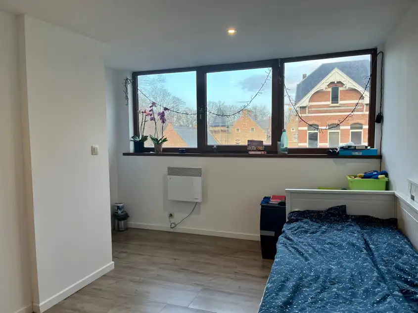 ZEER TOFFE WONING MET PRACHTIGE LIGGING AAN DE DEMER TE DIEST! foto 9