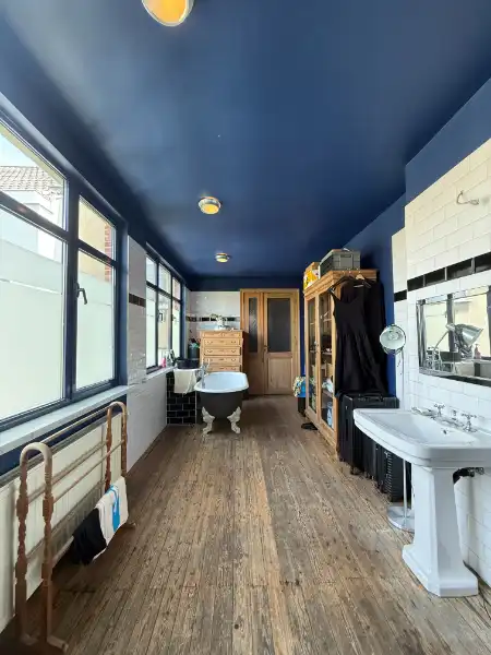 Karaktervolle burgerwoning met mooie elementen nabij de Visserij foto 4
