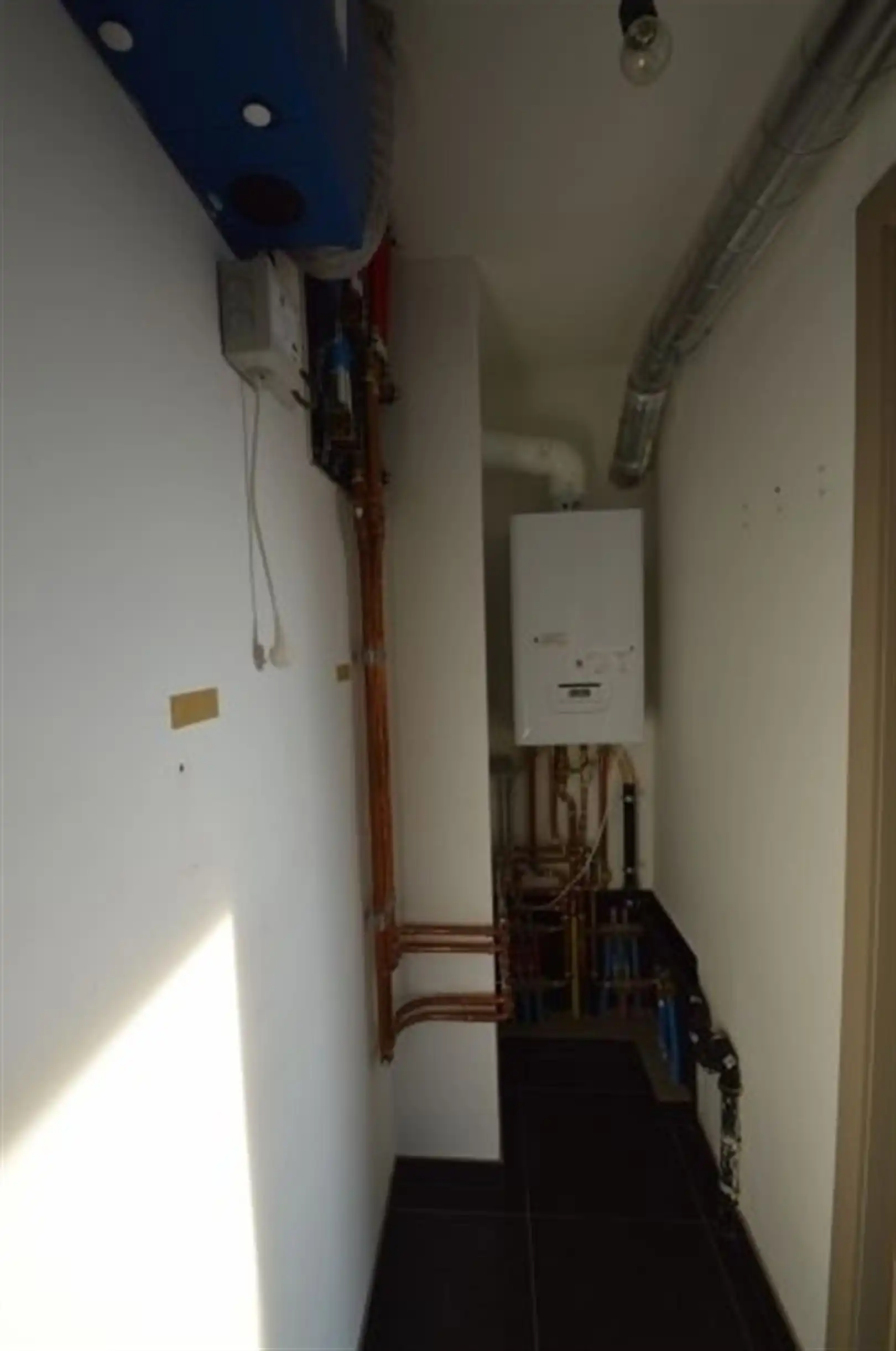 Prachtig Duplex appartement (106 m2) gelegen op het 2de verdiep te Dendermonde (Baasrode). foto 13