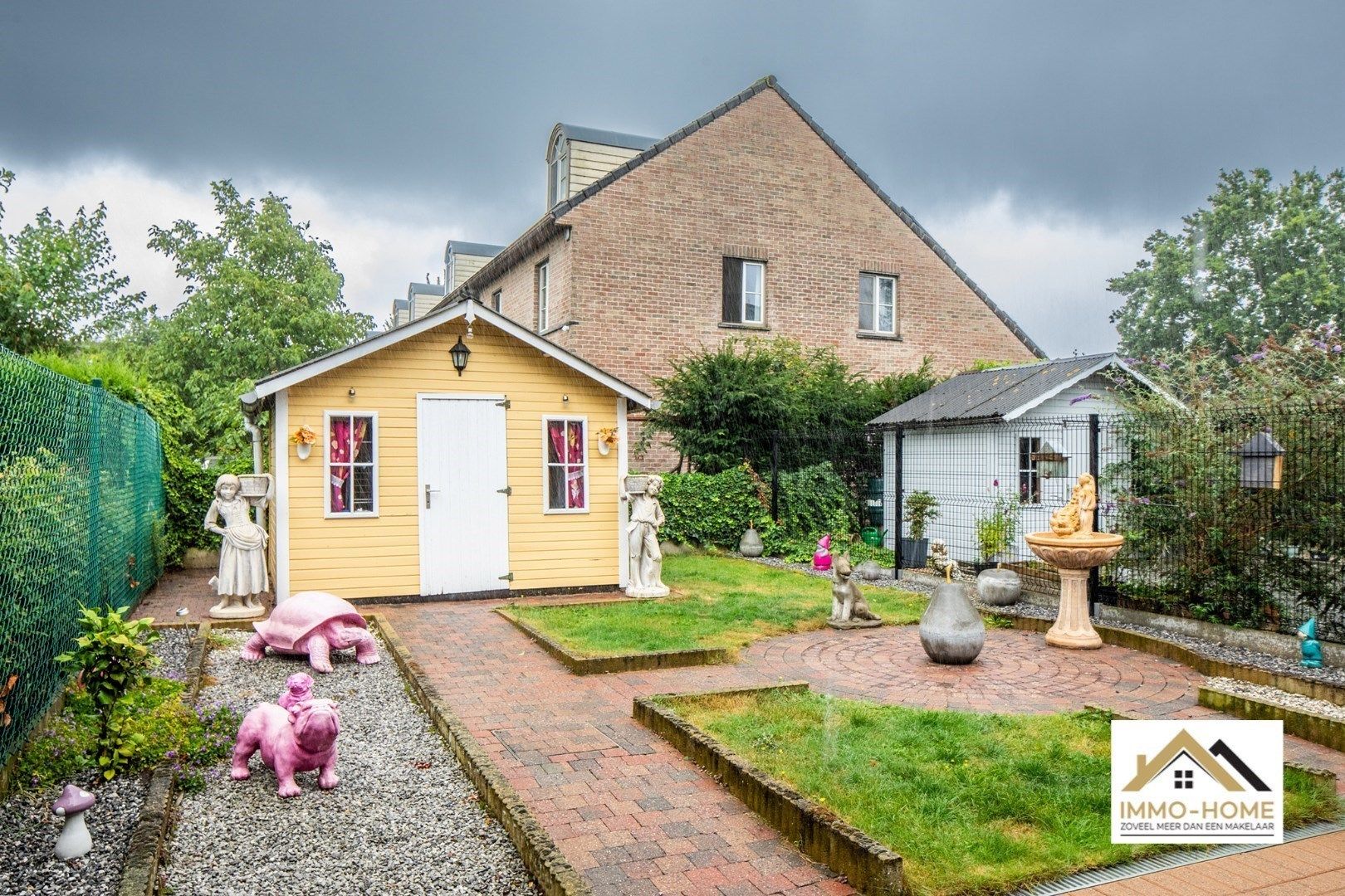 Verzorgde rijwoning in rustige wijk te Oostakker! foto 13